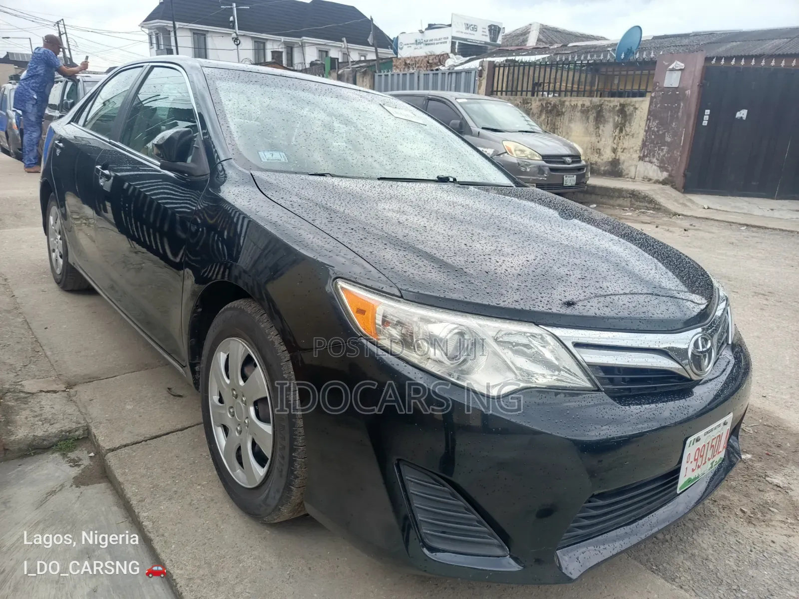 Toyota Camry LE 4dr Sedan (2.5L 4cyl 6A) 2013 Black
