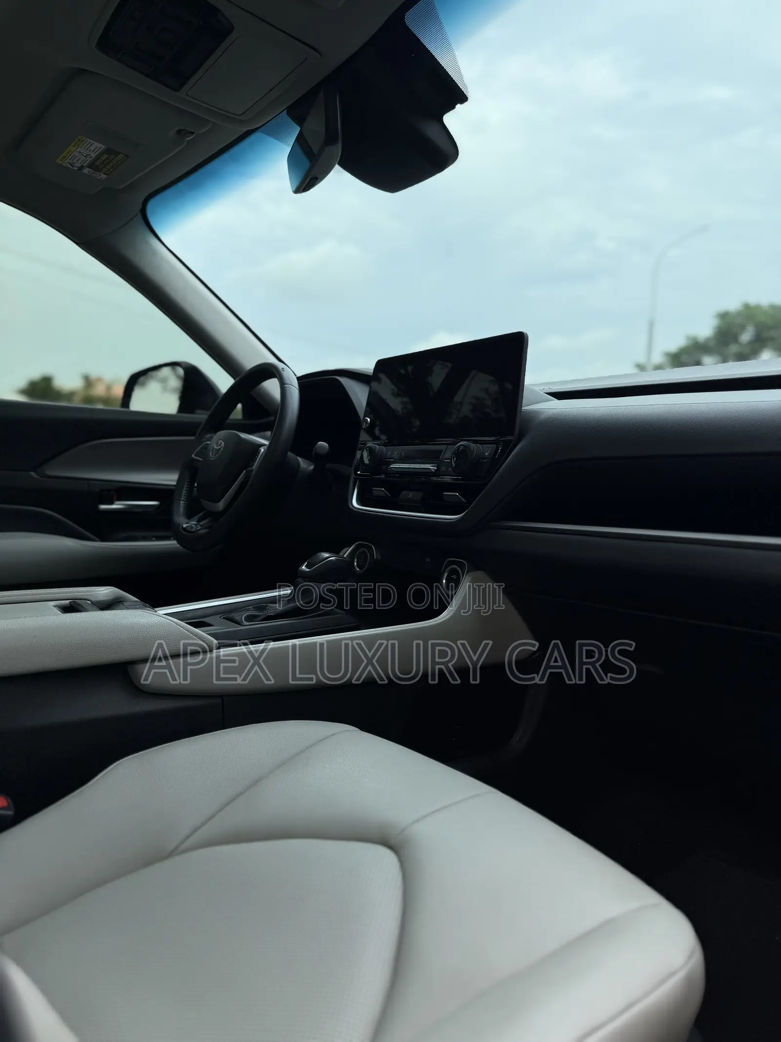 Toyota Highlander 2024 Black