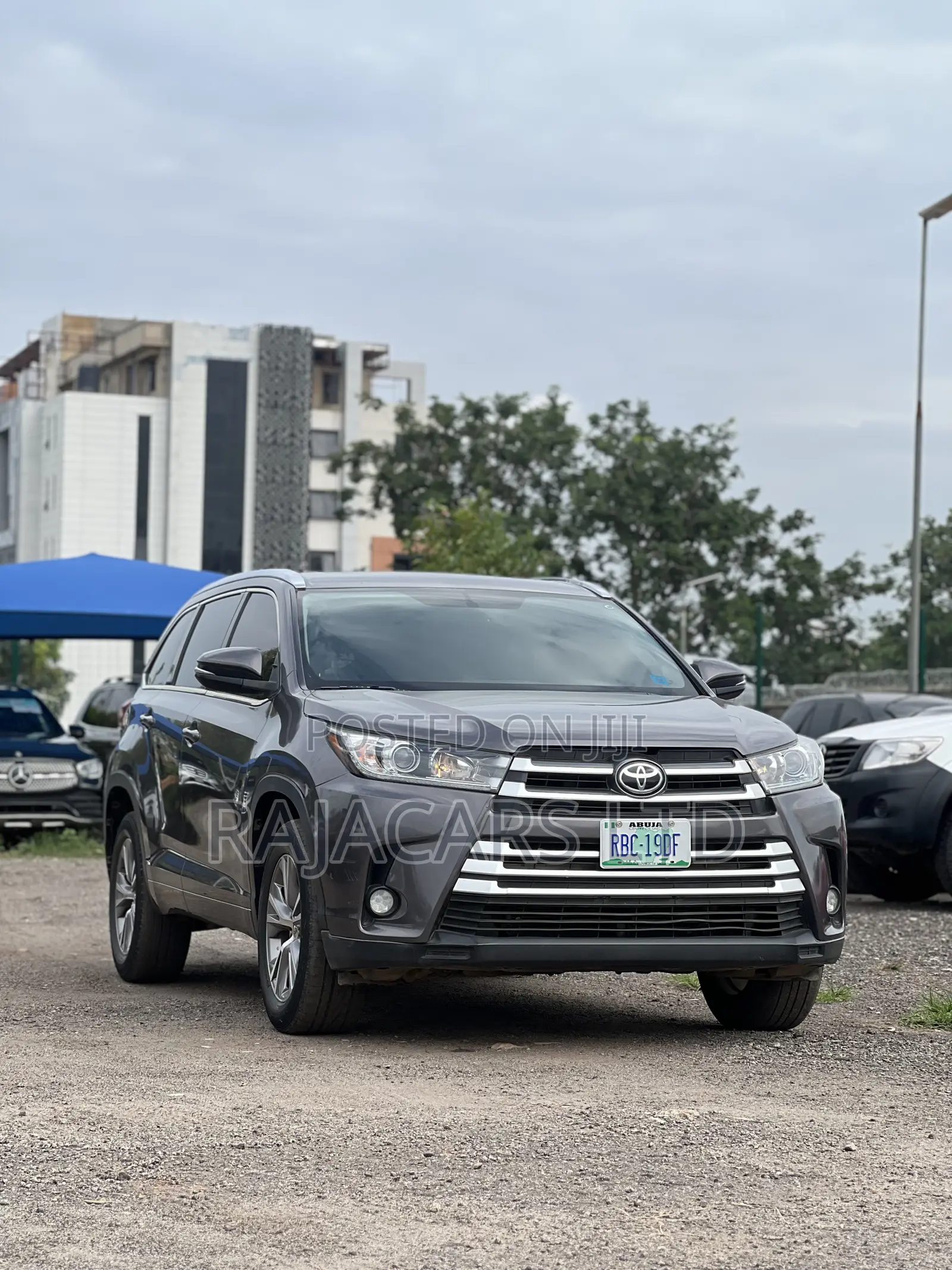 Toyota Highlander XLE 4dr SUV (3.5L 6cyl 6A) 2015 Gray