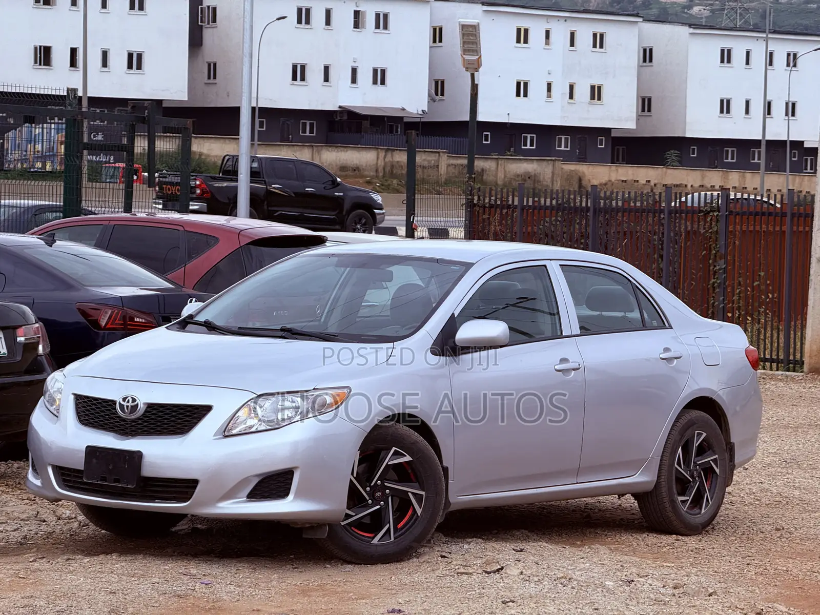 Toyota Corolla LE 4dr Sedan (1.8L 4cyl 4A) 2010 Silver
