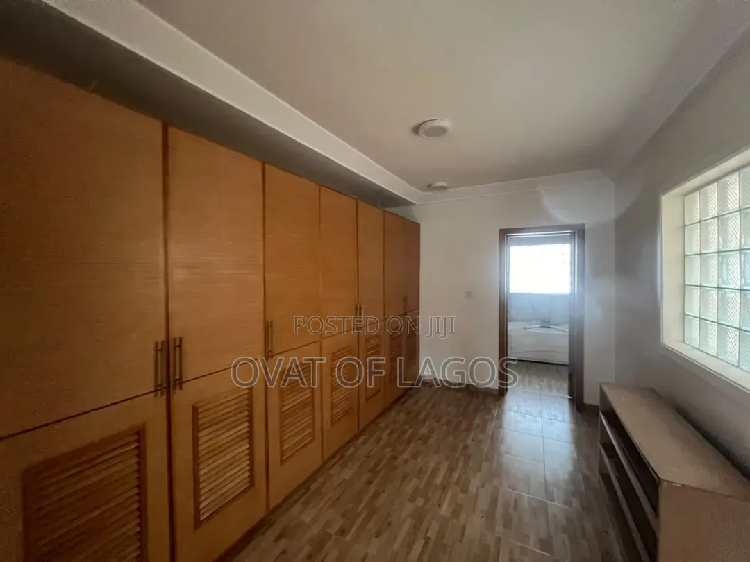 4bdrm Duplex in Oniru, 1004 for rent