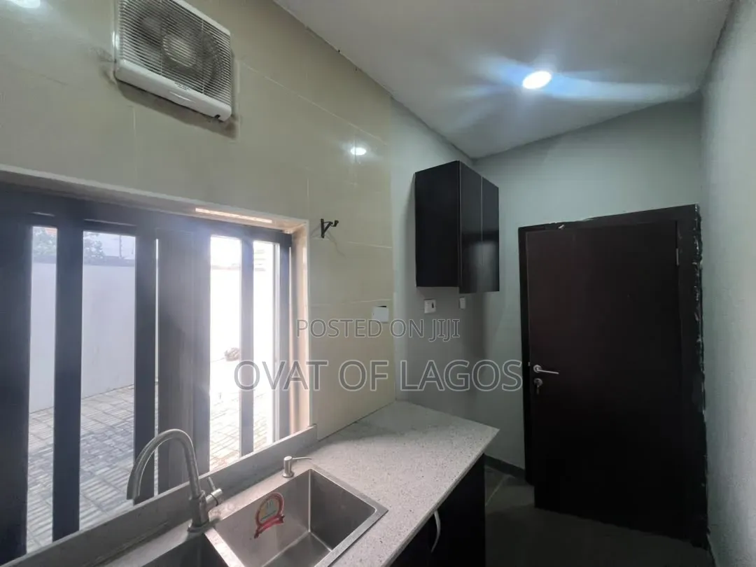 3bdrm Duplex in Lekki Scheme 2 for rent