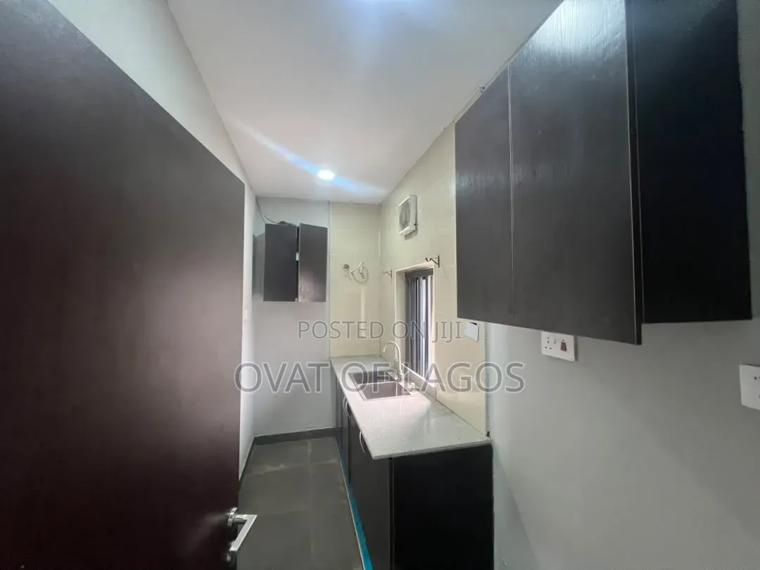 3bdrm Duplex in Lekki Scheme 2 for rent