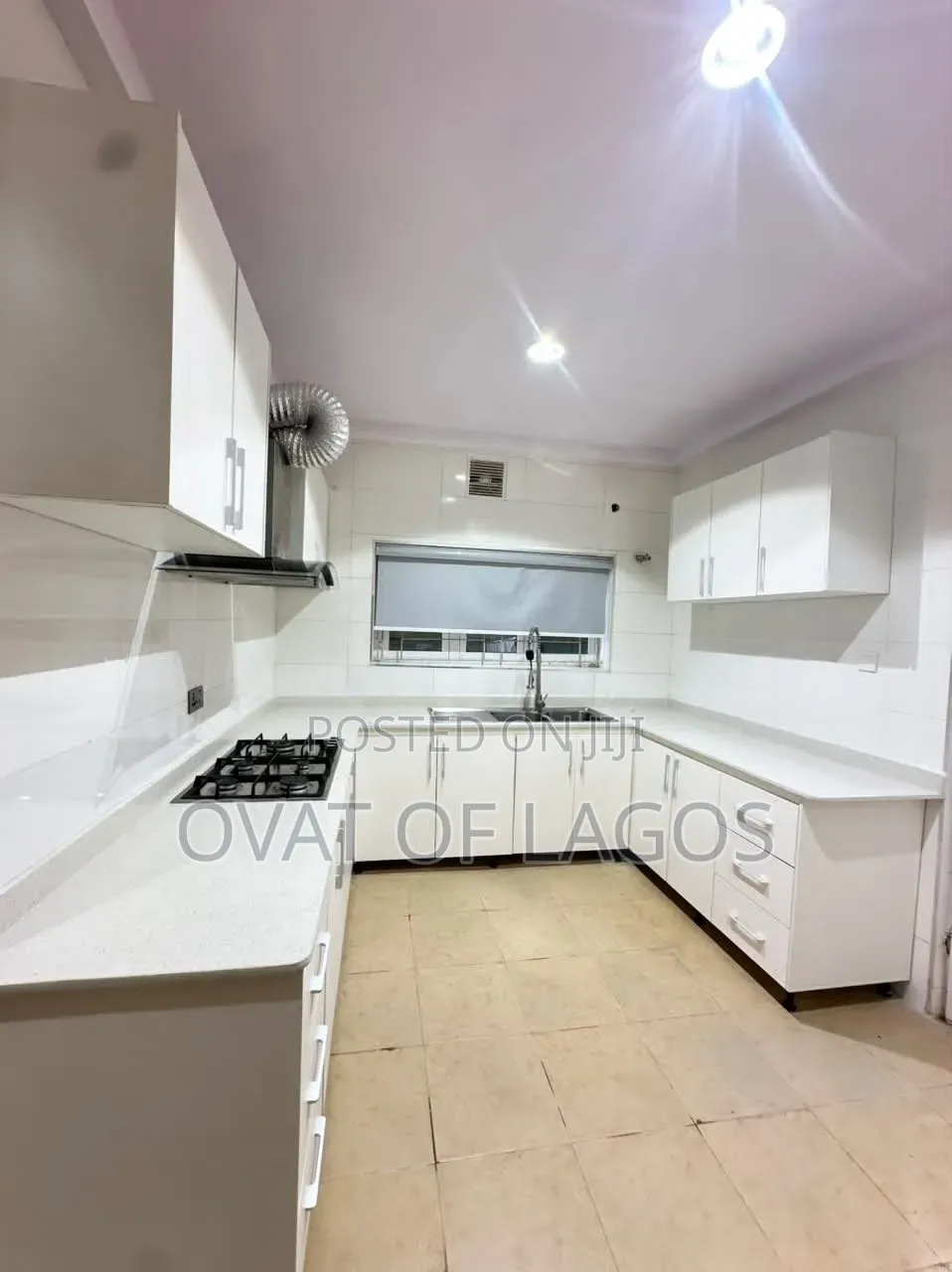 Furnished 3bdrm Apartment in Oniru Vi, 1004 for sale