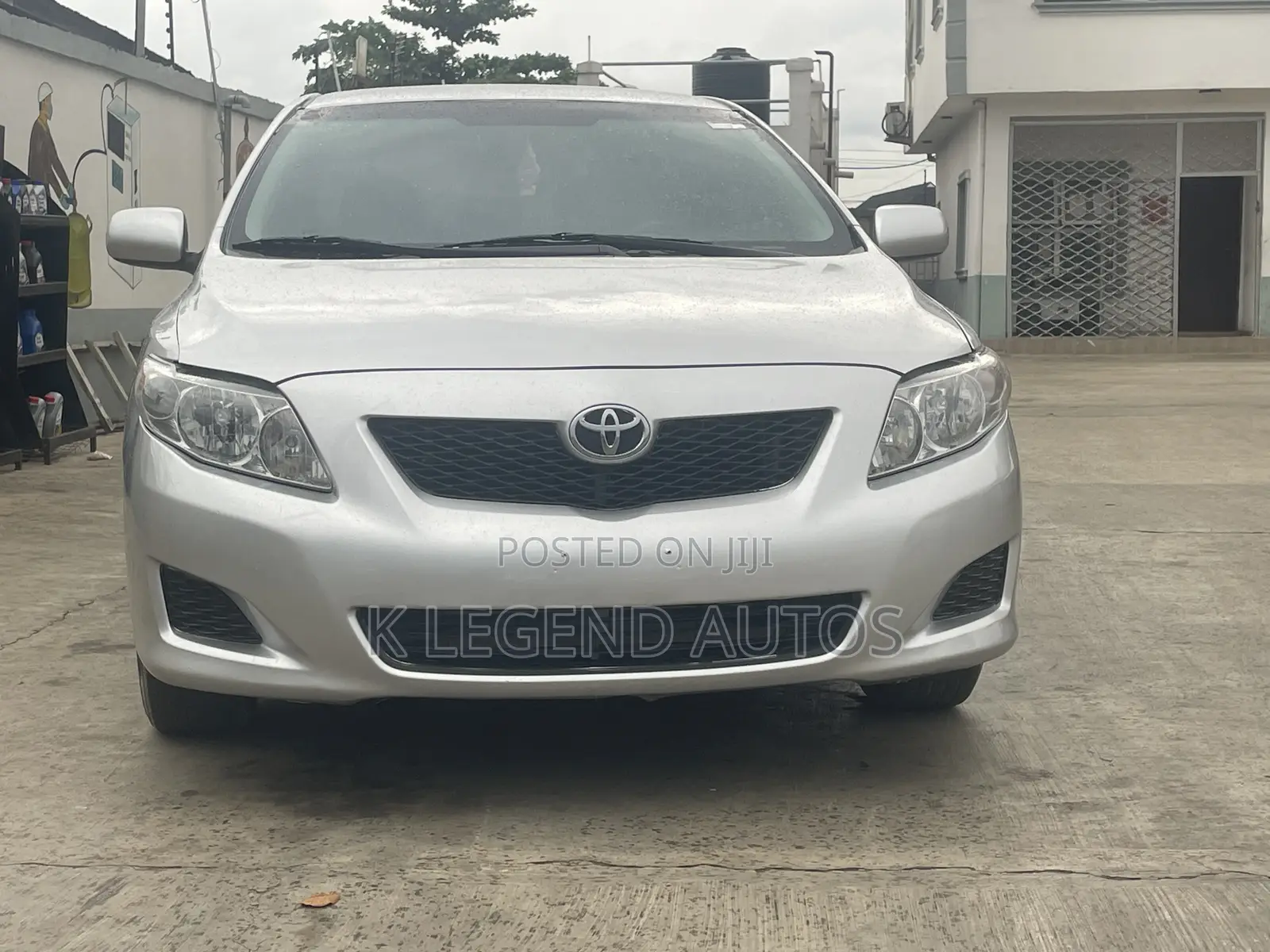 Toyota Corolla LE 4dr Sedan (1.8L 4cyl 4A) 2010 Silver