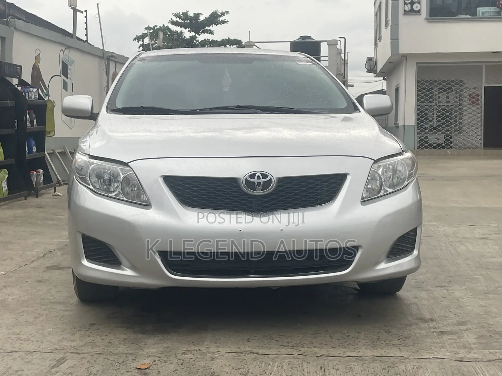 Toyota Corolla LE 4dr Sedan (1.8L 4cyl 4A) 2010 Silver