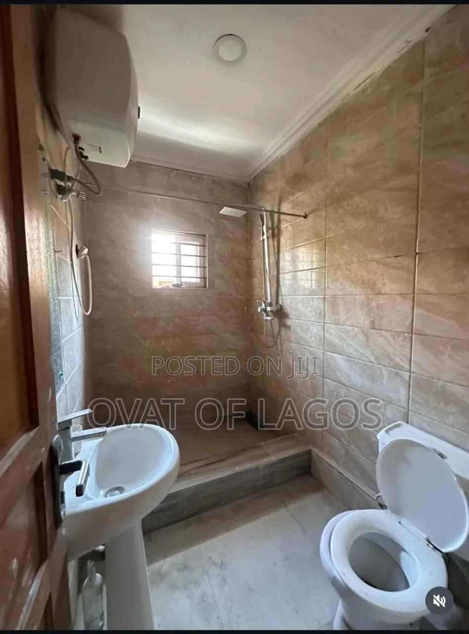 3bdrm Duplex in Lekki Phase 1 for rent