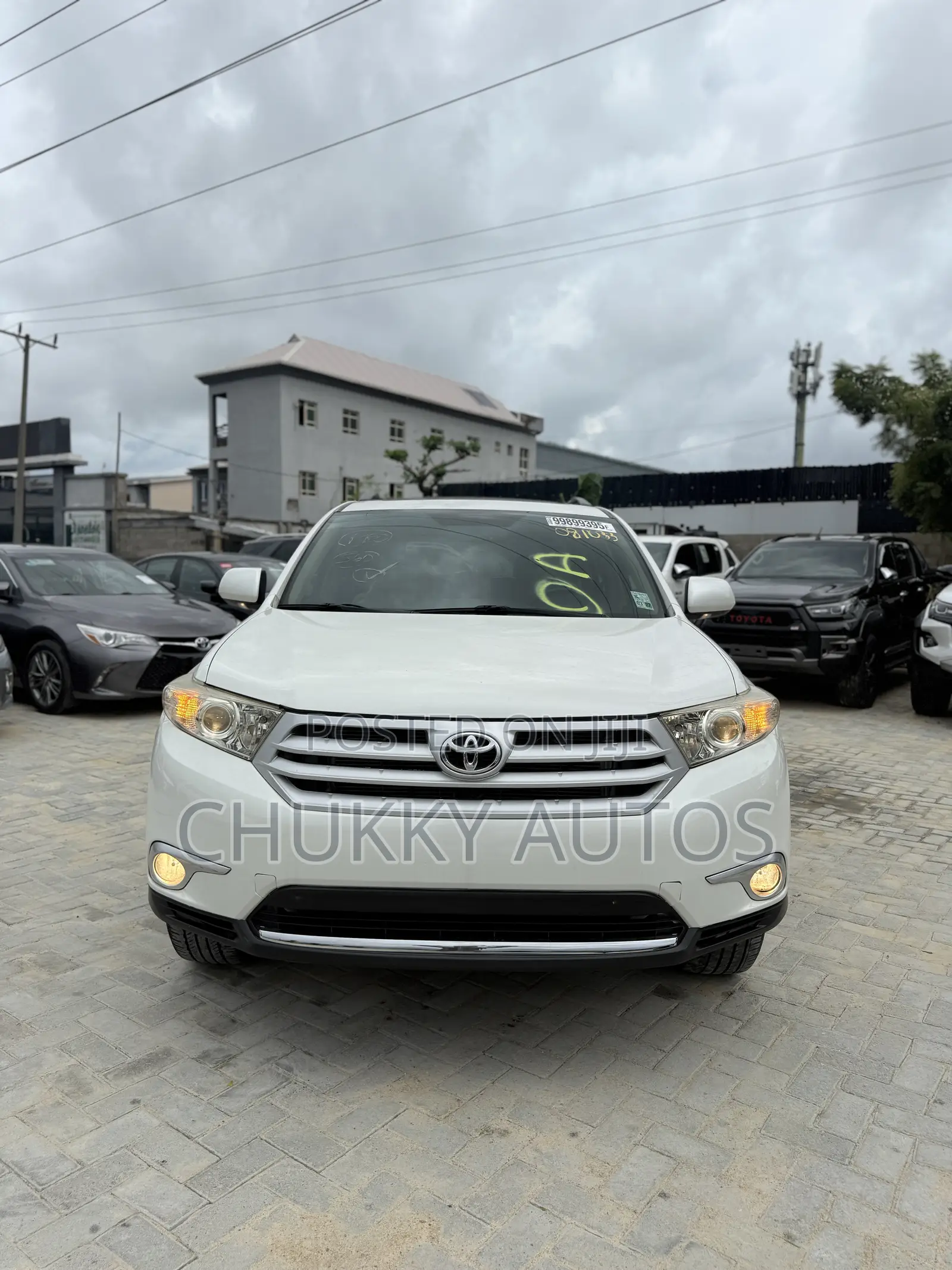 Toyota Highlander Limited 2012 White