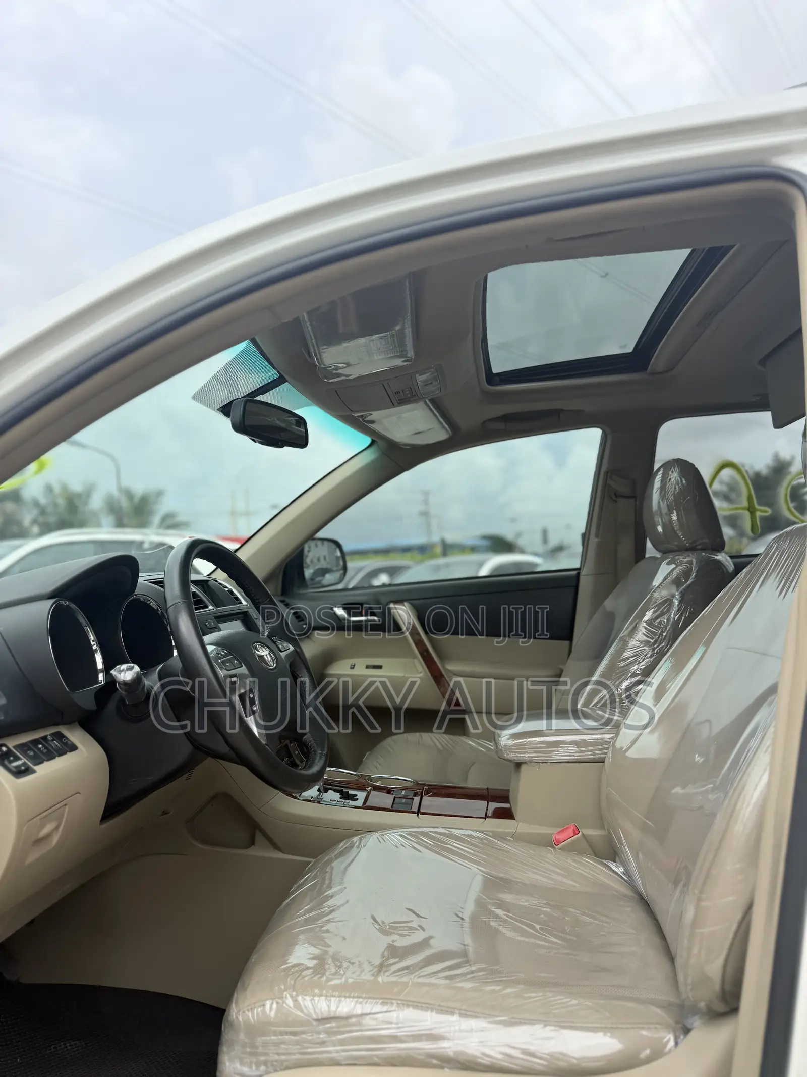 Toyota Highlander Limited 2012 White