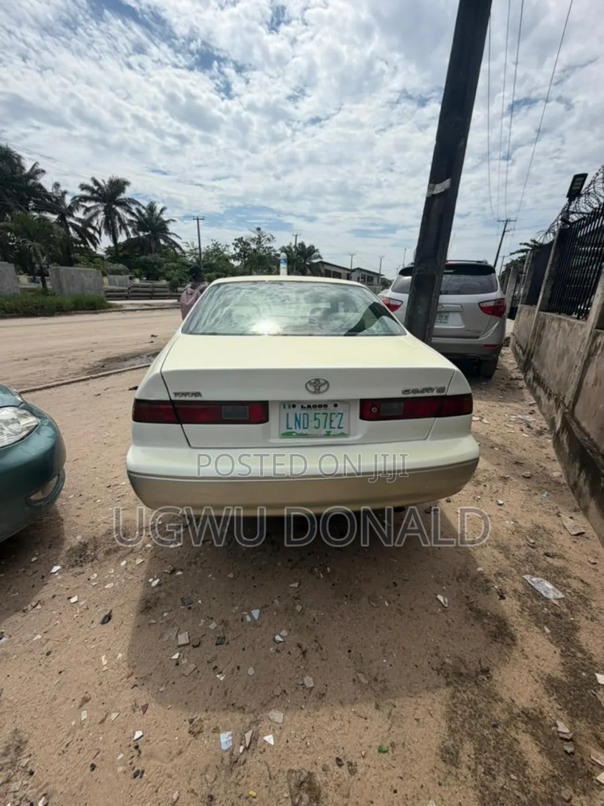 Toyota Camry 2000 White
