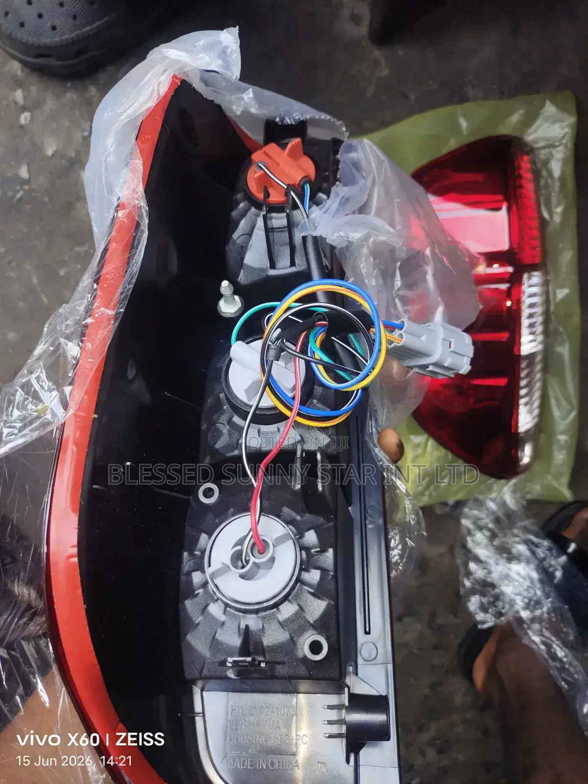 Back Light Nissan Navara 06 or Nissan Frontier 05