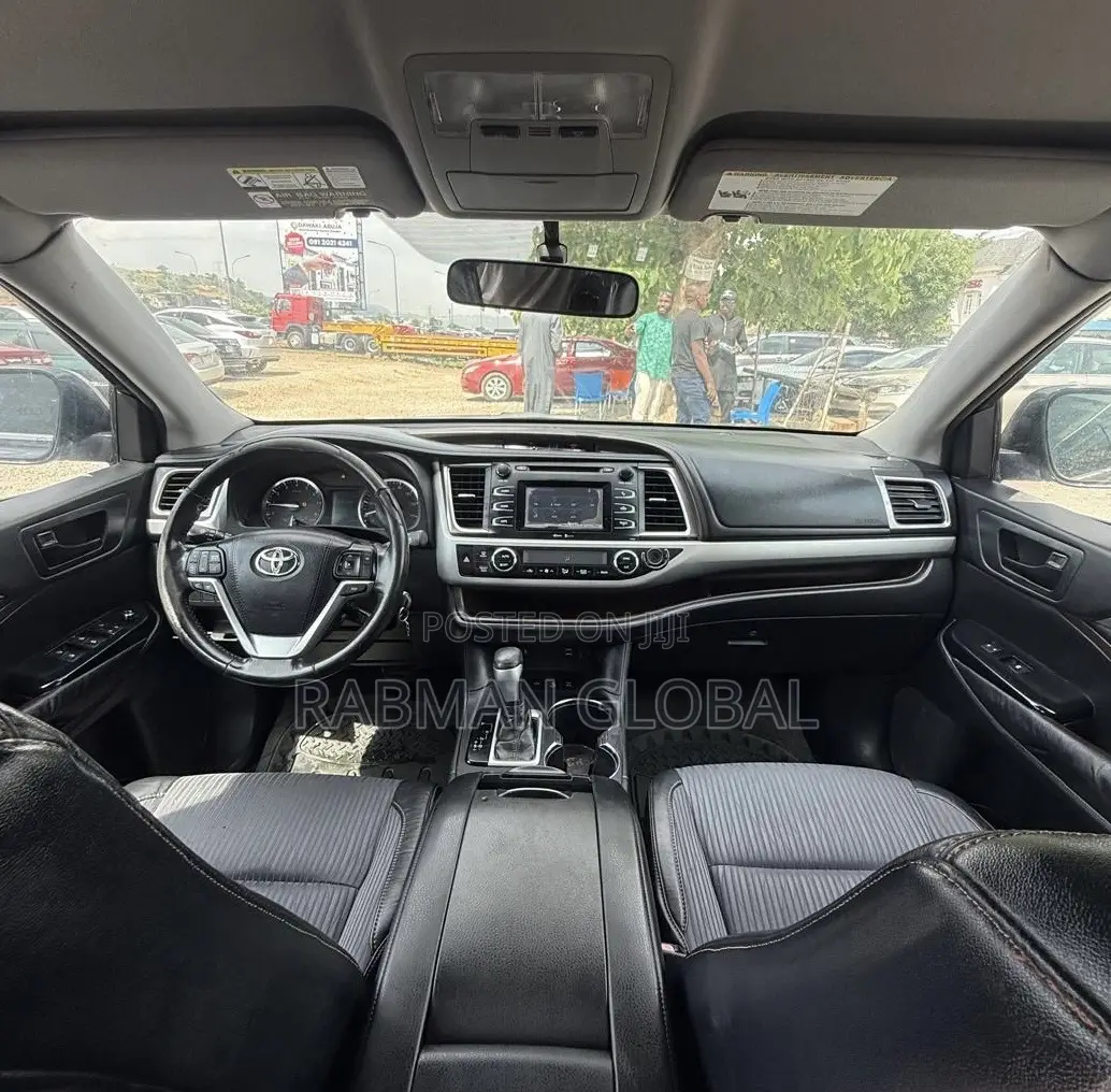 Toyota Highlander LE Plus 4dr SUV AWD (3.5L 6cyl 6A) 2014 Black