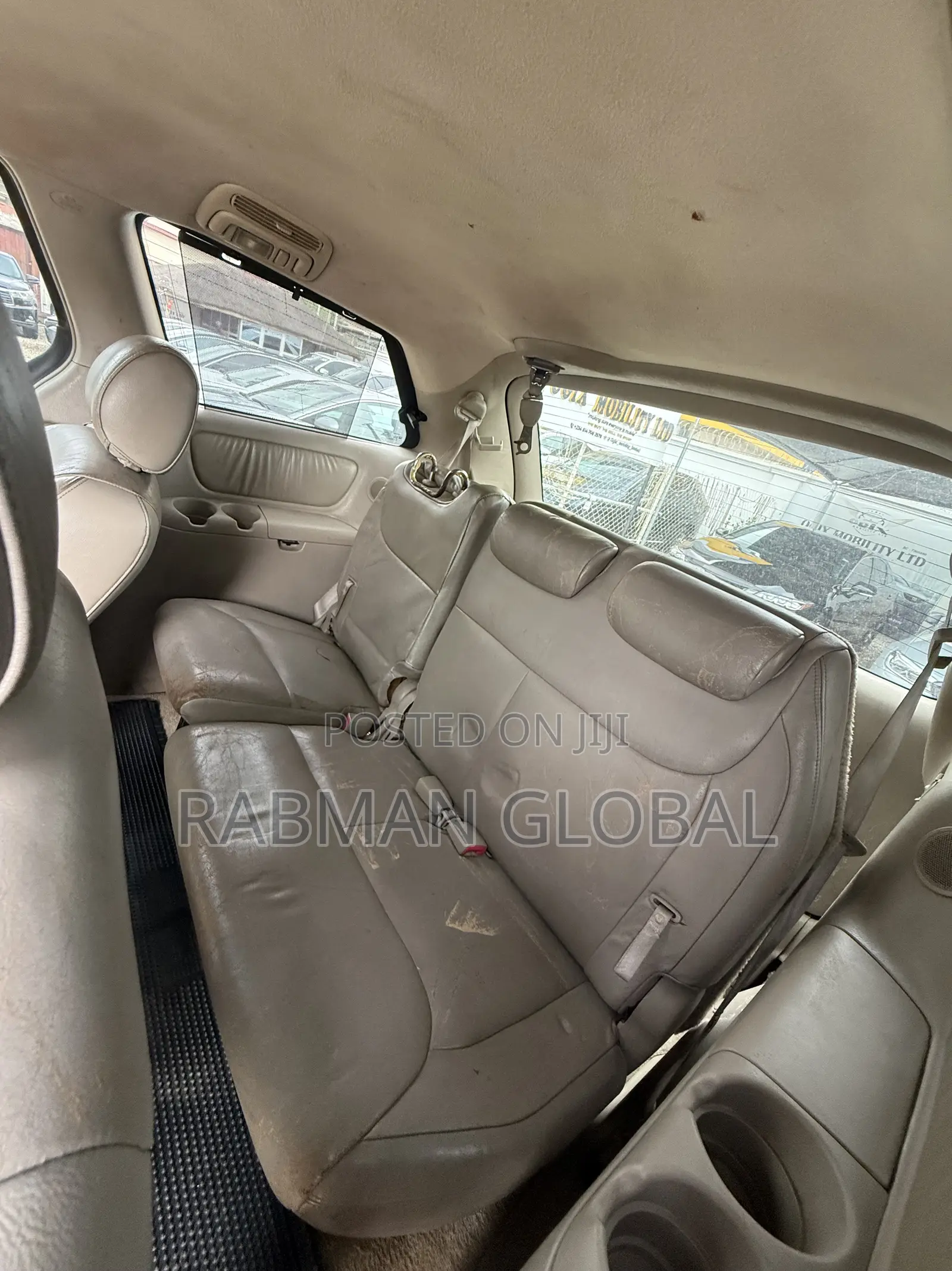 Toyota Sienna 2005 Gold