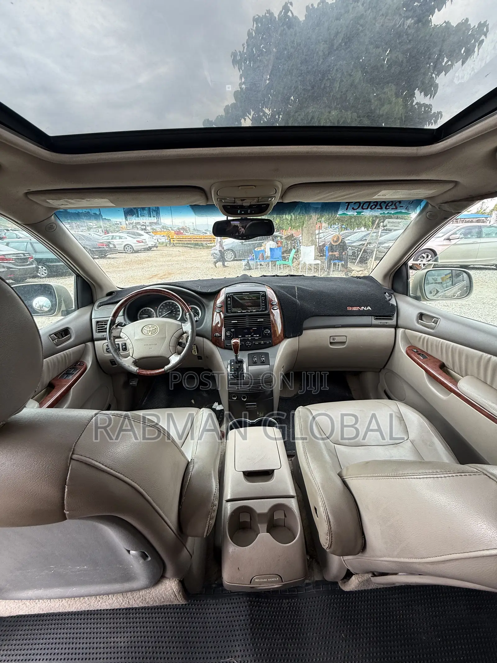 Toyota Sienna 2005 Gold