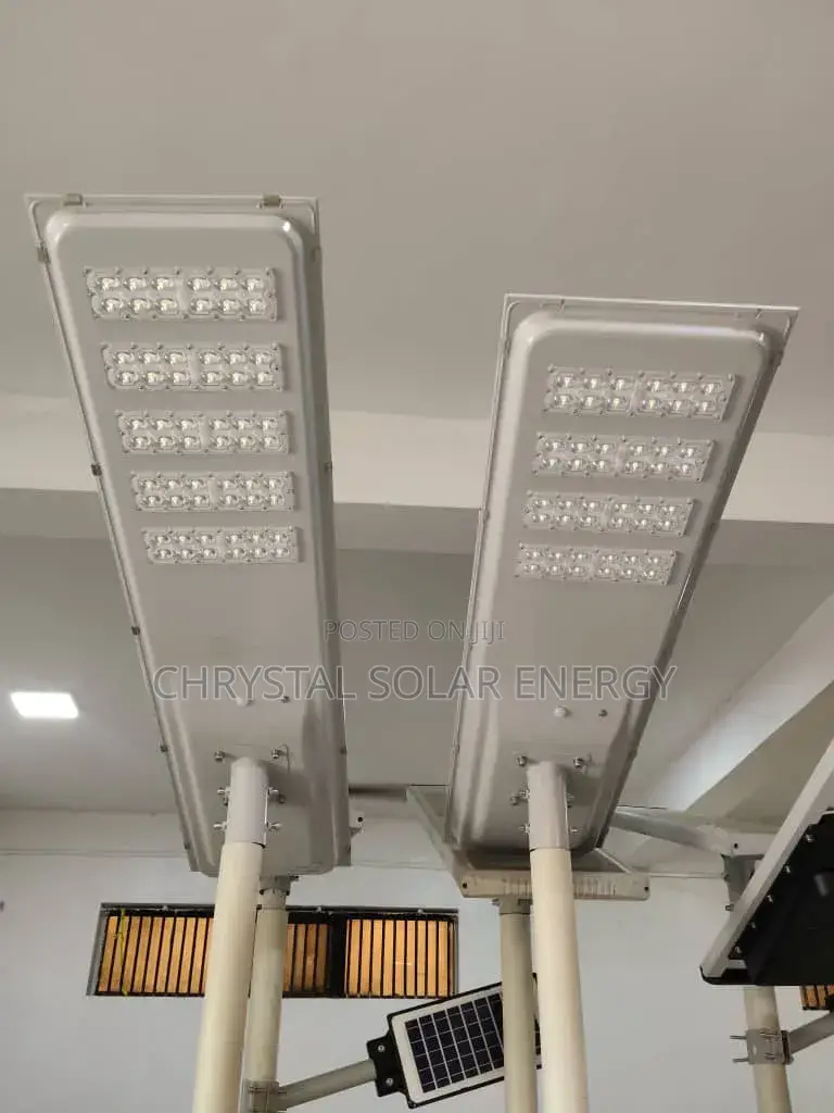 4 Line Industrial Solar Street Light With Iron Casting and Solar Panel