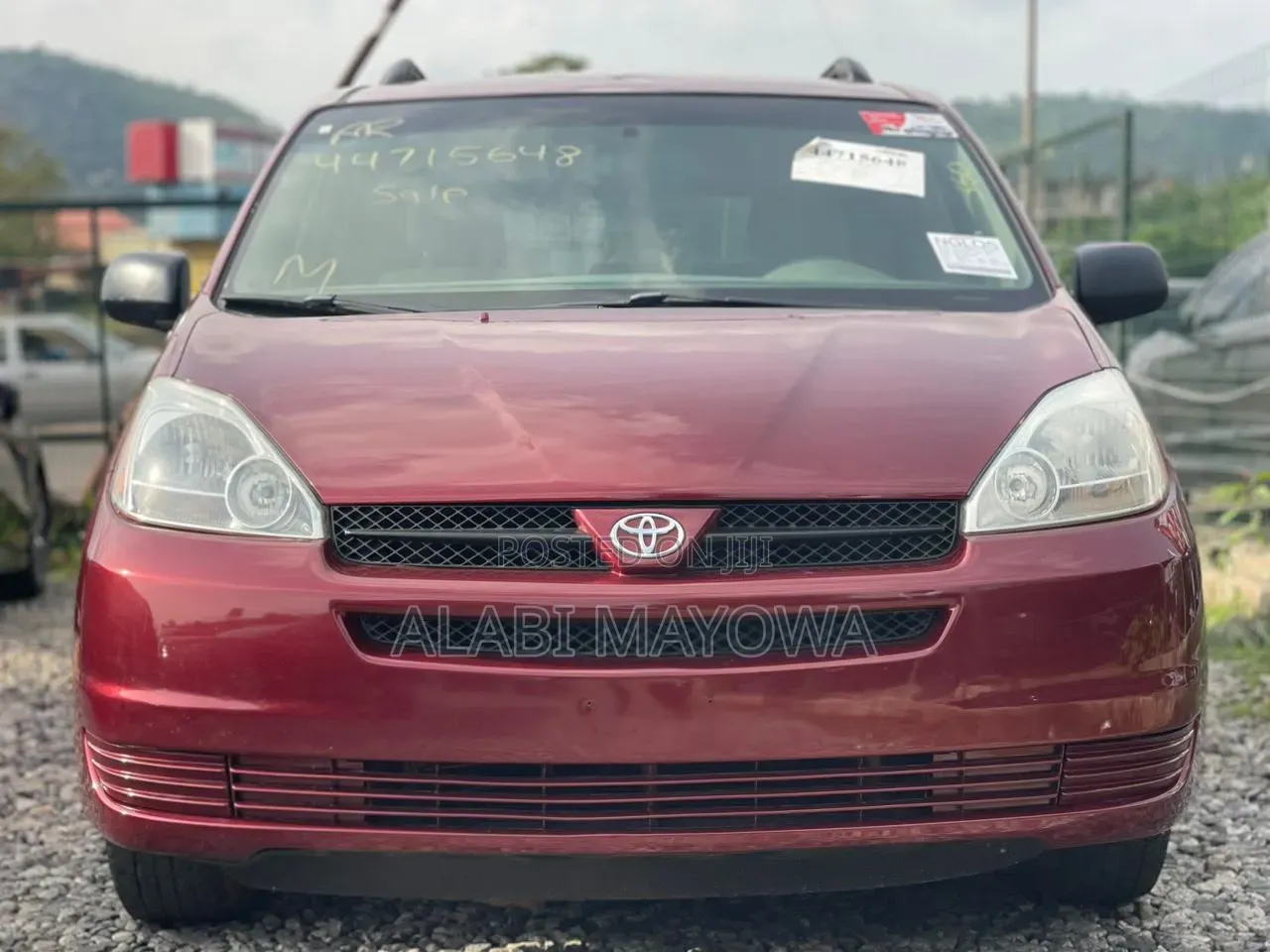 Toyota Sienna 2005 Red
