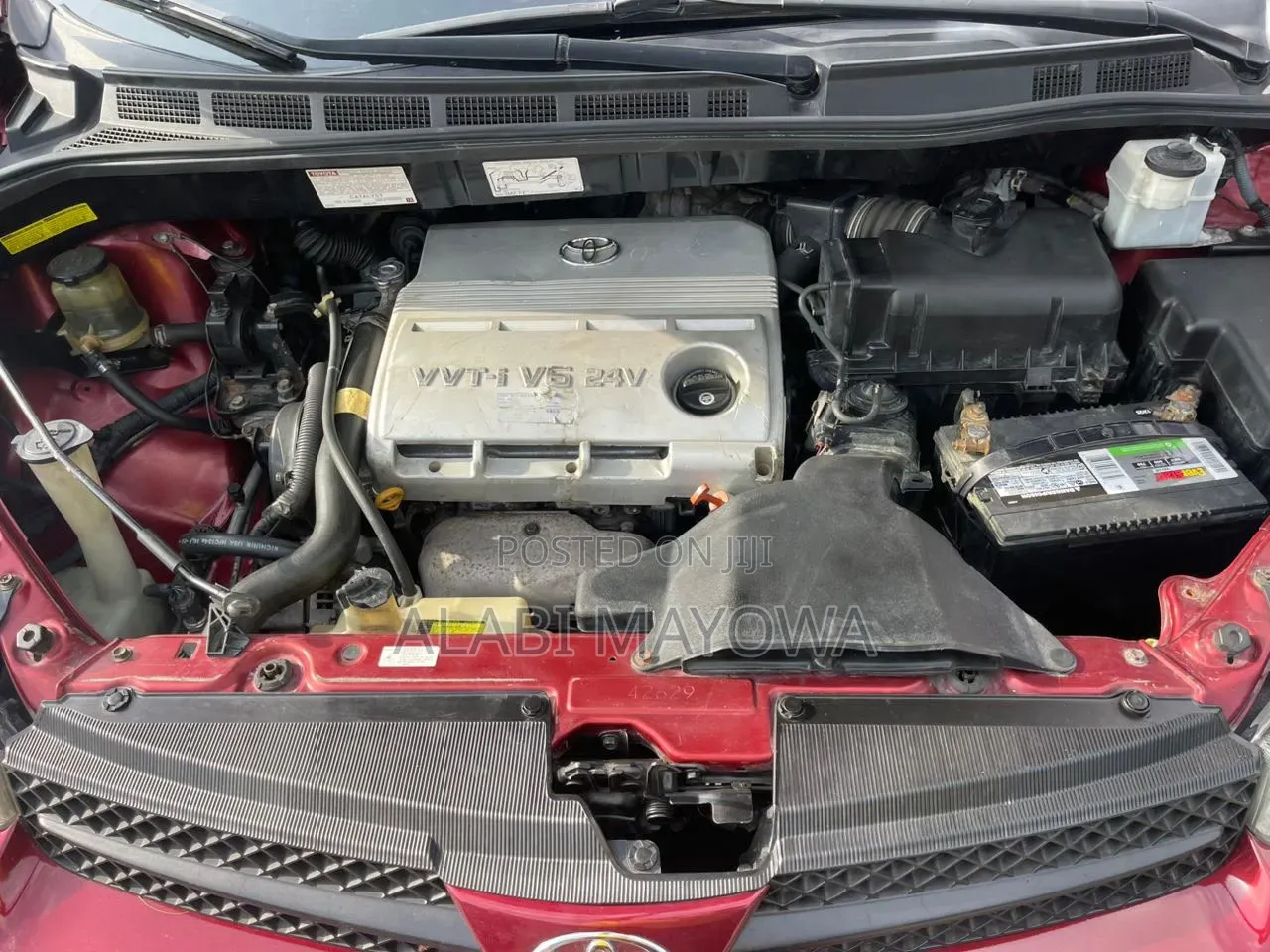 Toyota Sienna 2005 Red