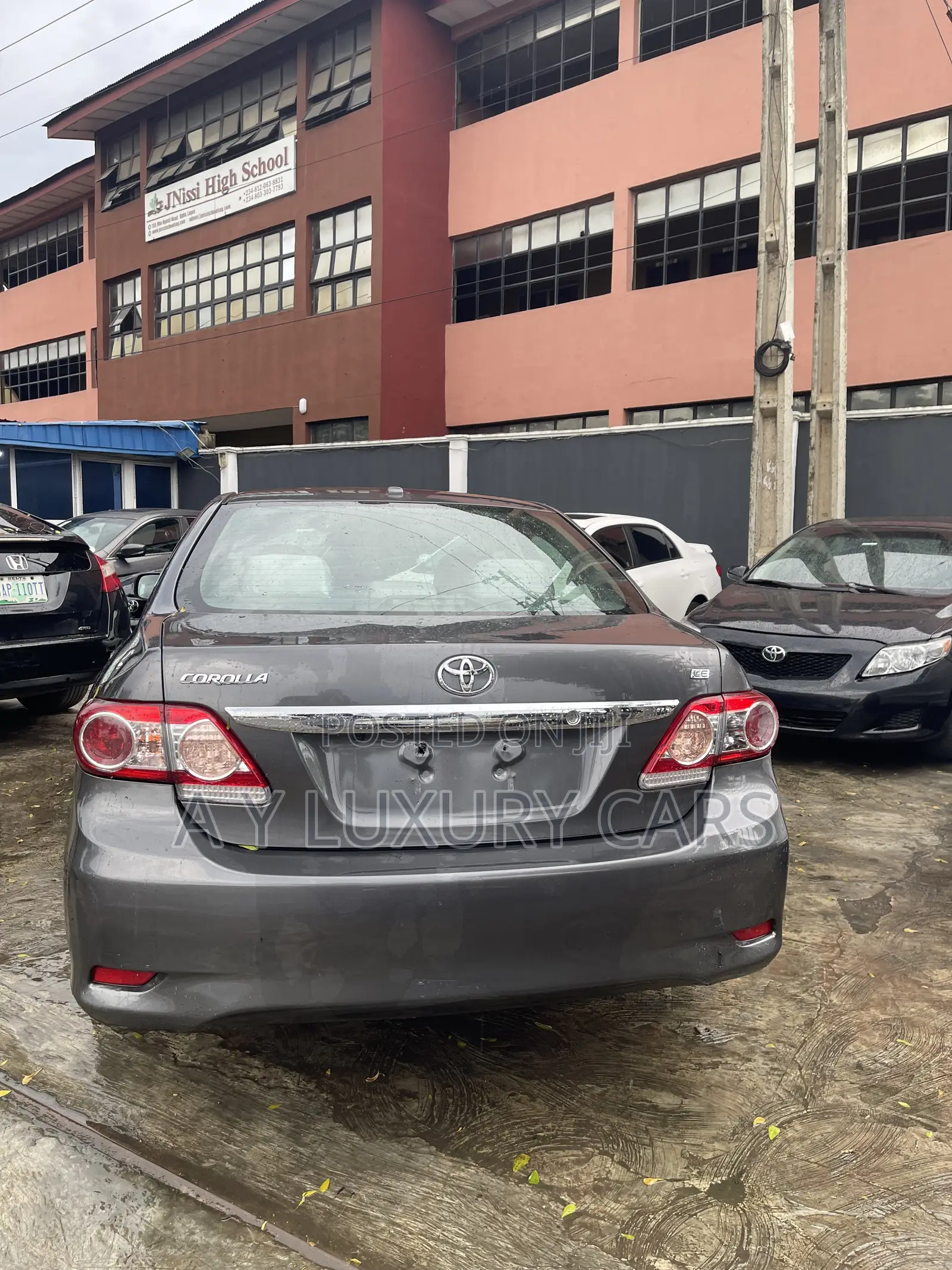 Toyota Corolla LE 4dr Sedan (1.8L 4 cyl 4A) 2009 Gray