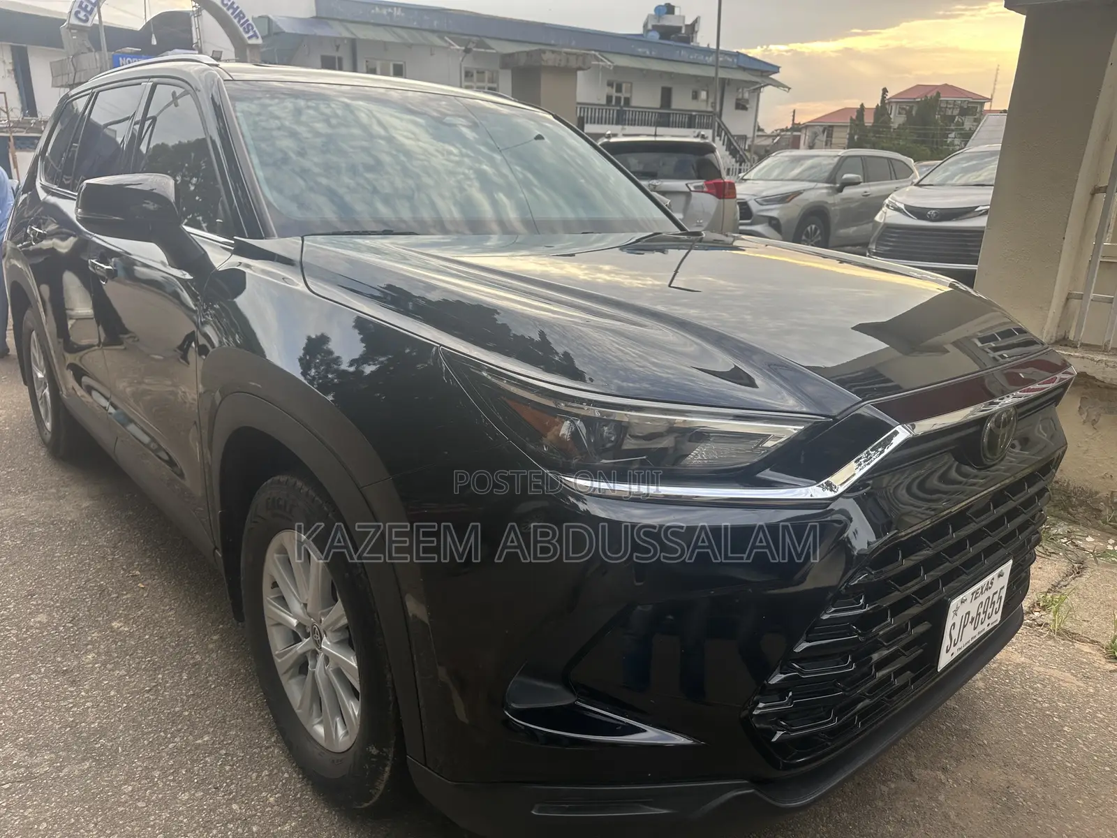 Toyota Highlander 2024 Black