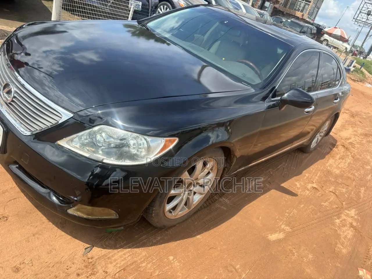 Lexus LX 570 2012 Black