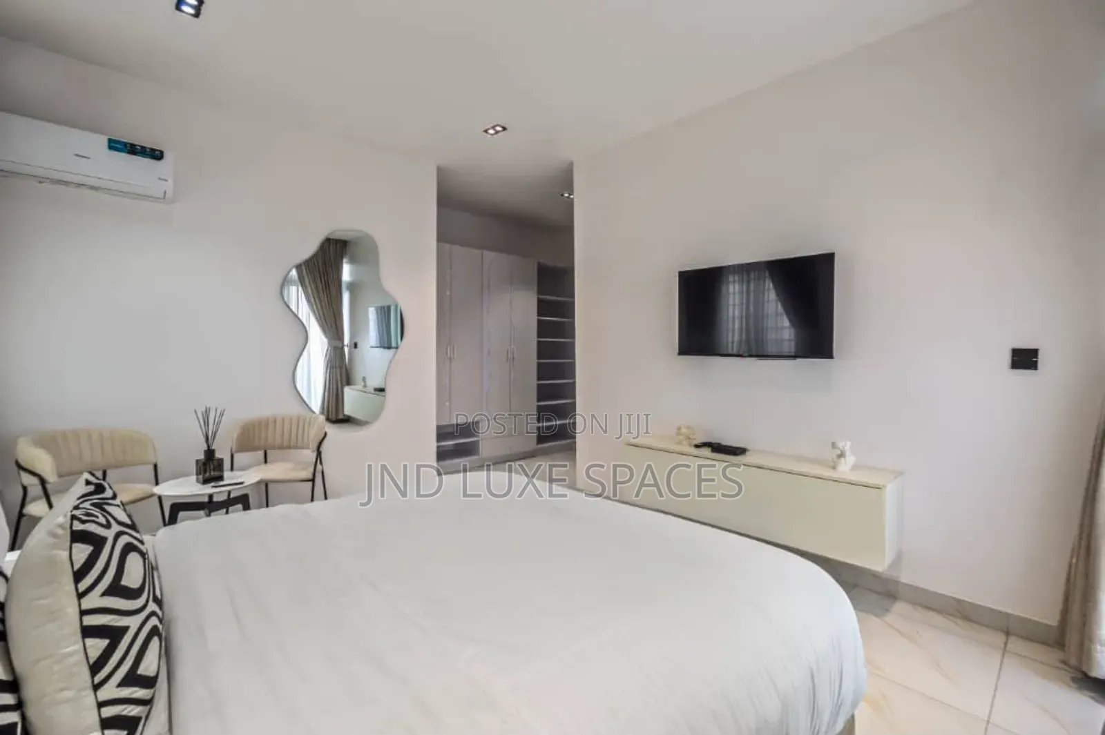 Furnished 3bdrm Penthouse in Lekki Phase 1 for sale