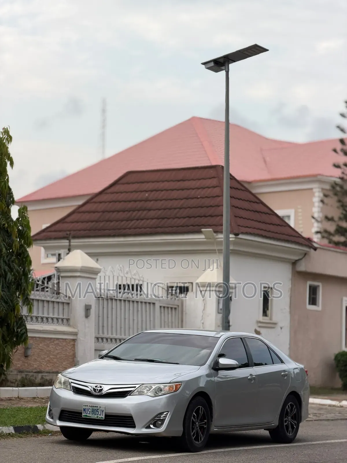 Toyota Camry 2013 Silver