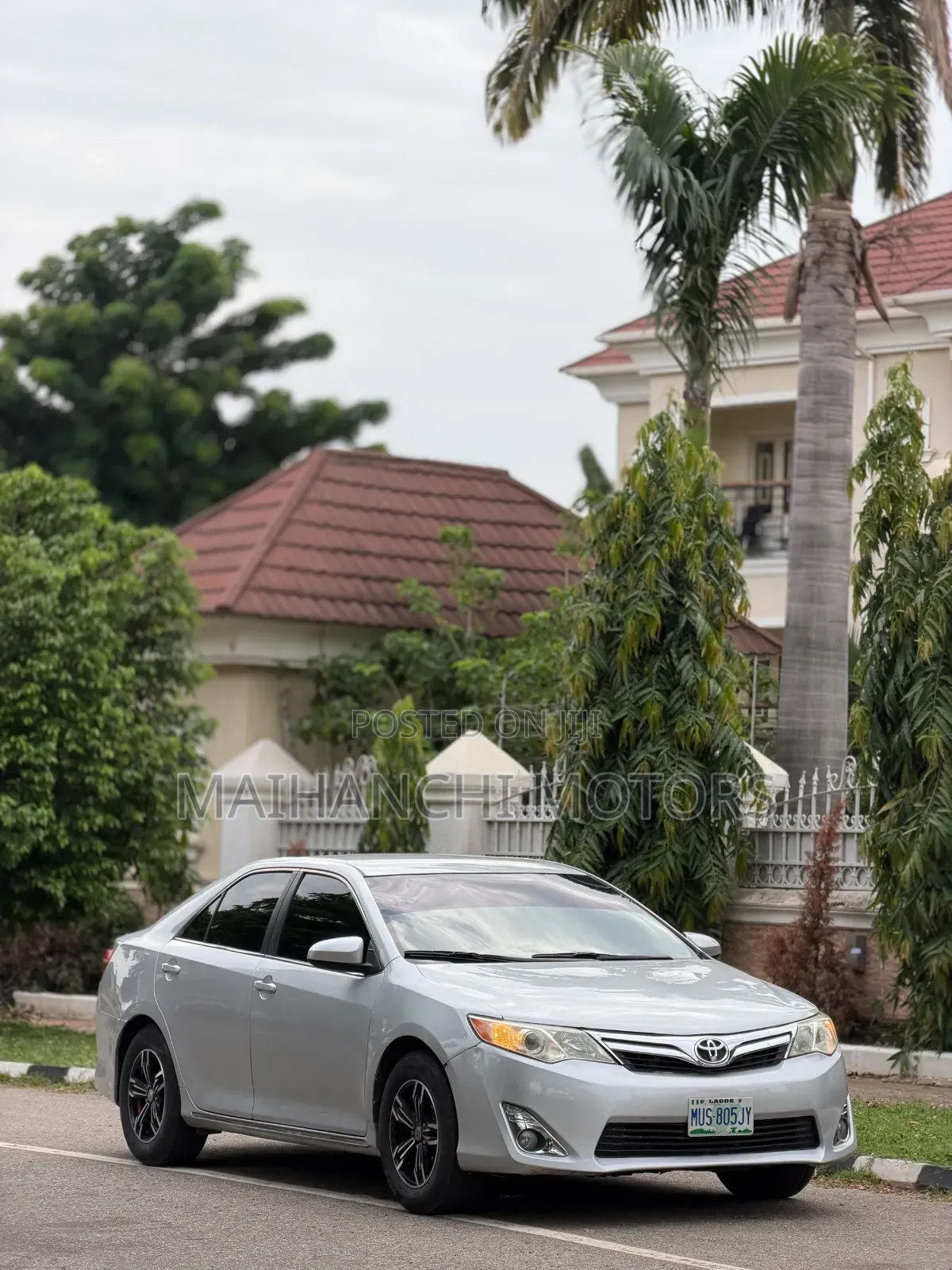 Toyota Camry 2013 Silver