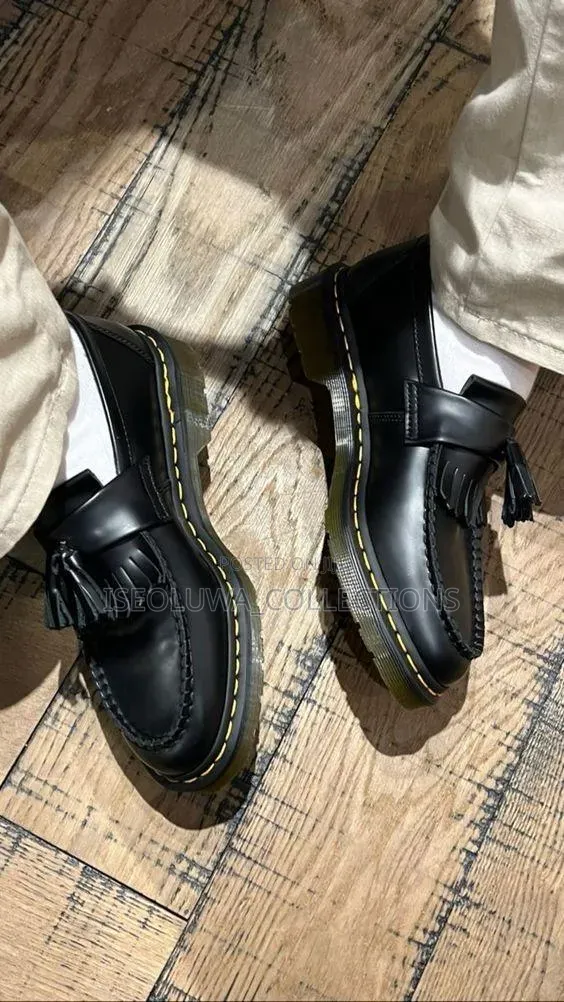 Stylish Black Leather Casual Loafers
