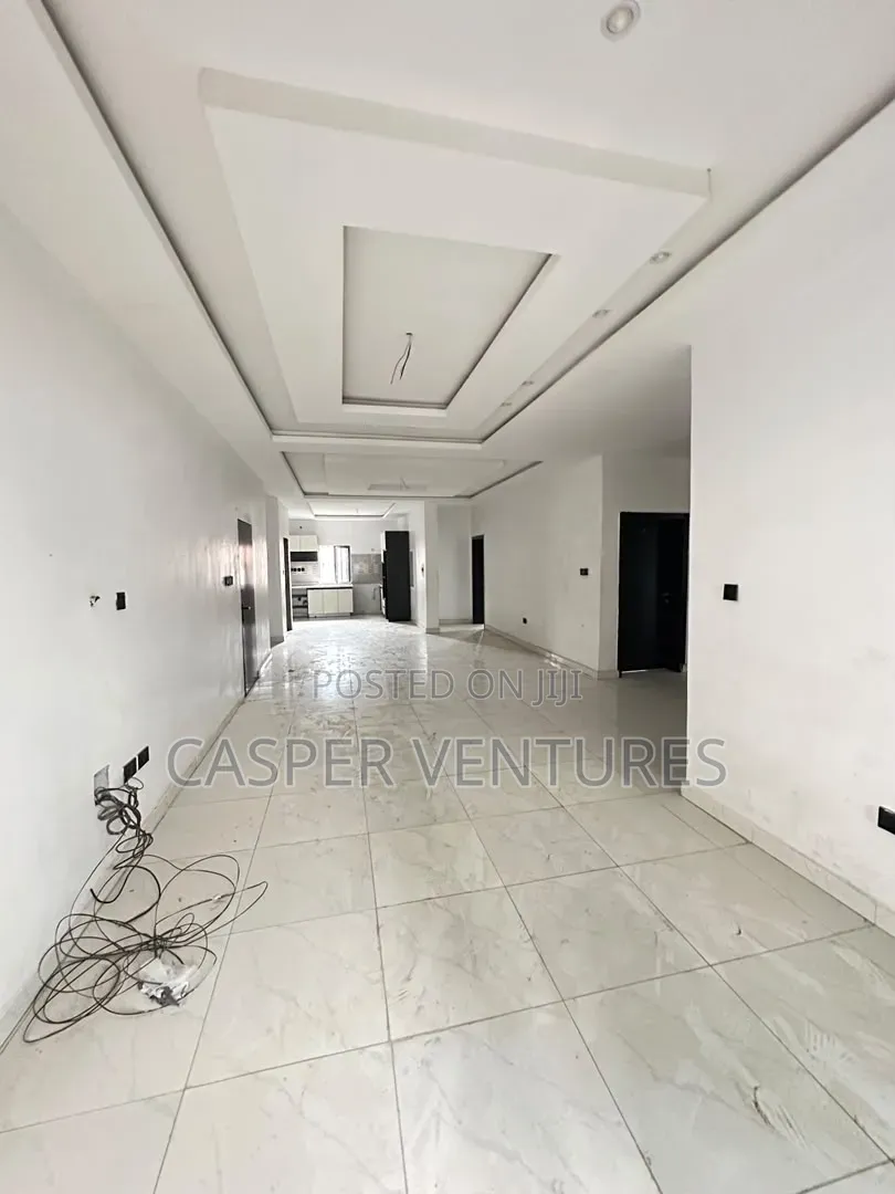 3bdrm Apartment in Meadow, Ikate for sale