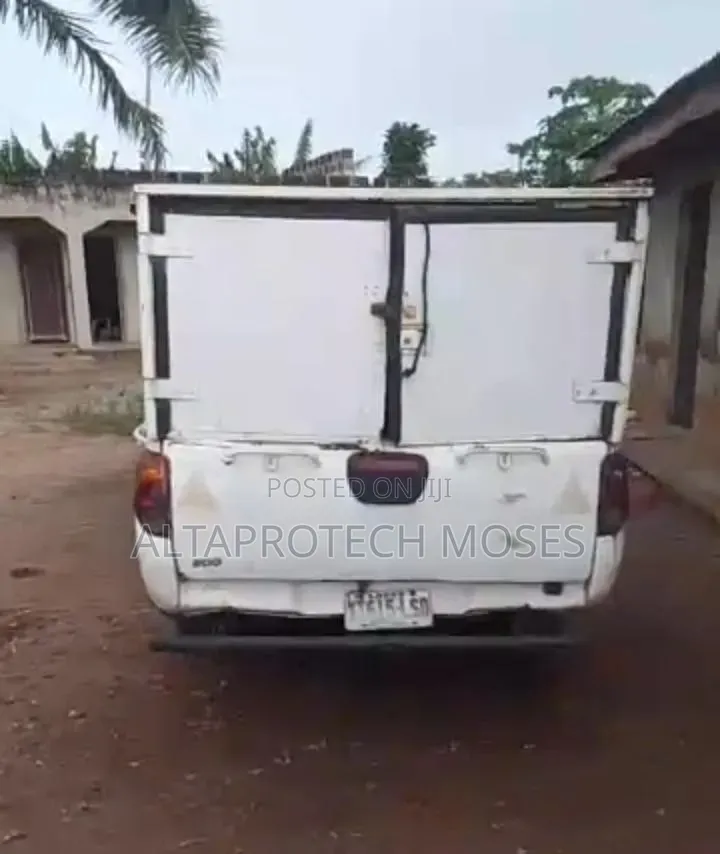 Mitsubishi L200 2008 White