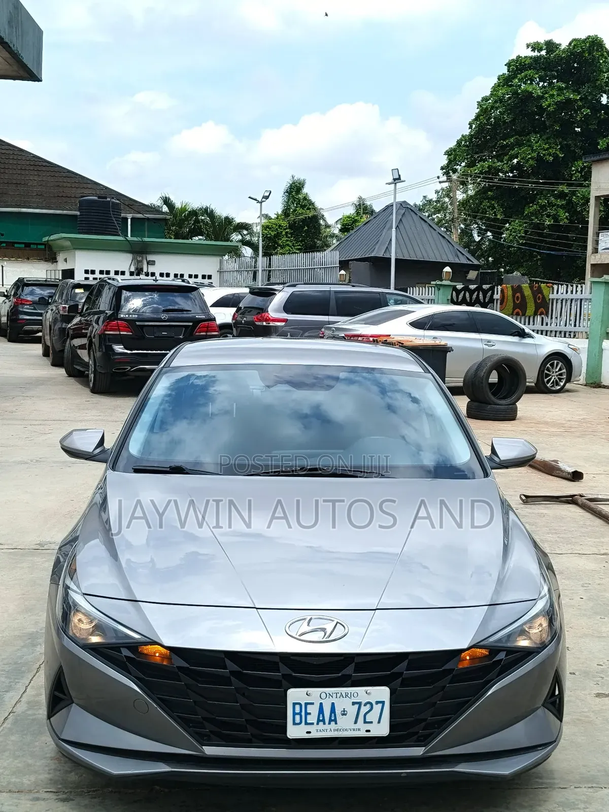 Hyundai Elantra Limited 2023 Gray