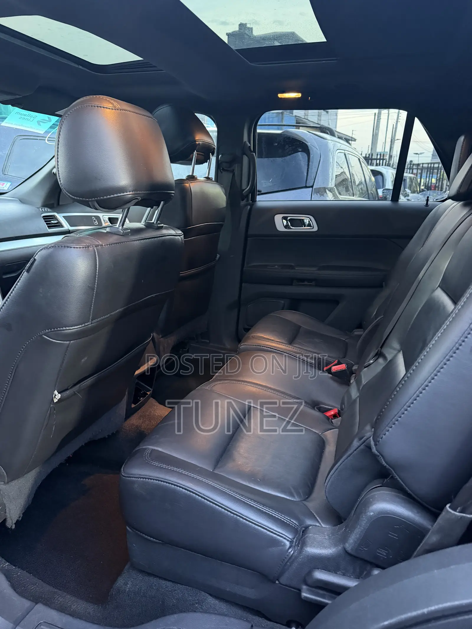 Ford Explorer XLT 4dr SUV AWD (3.5L 6cyl 6A) 2014 Black