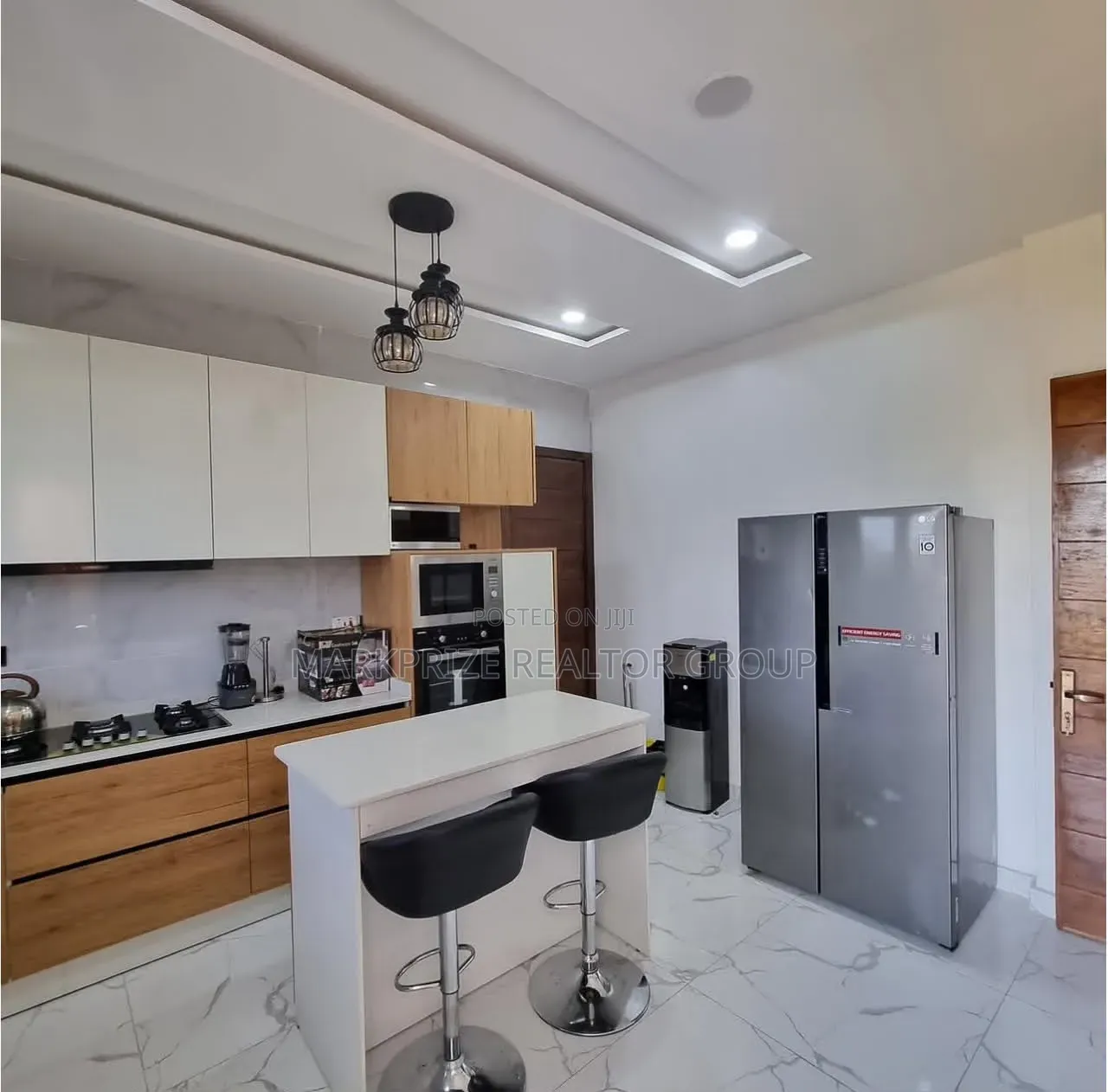 3bdrm Apartment in Ikoyi Lagos for rent