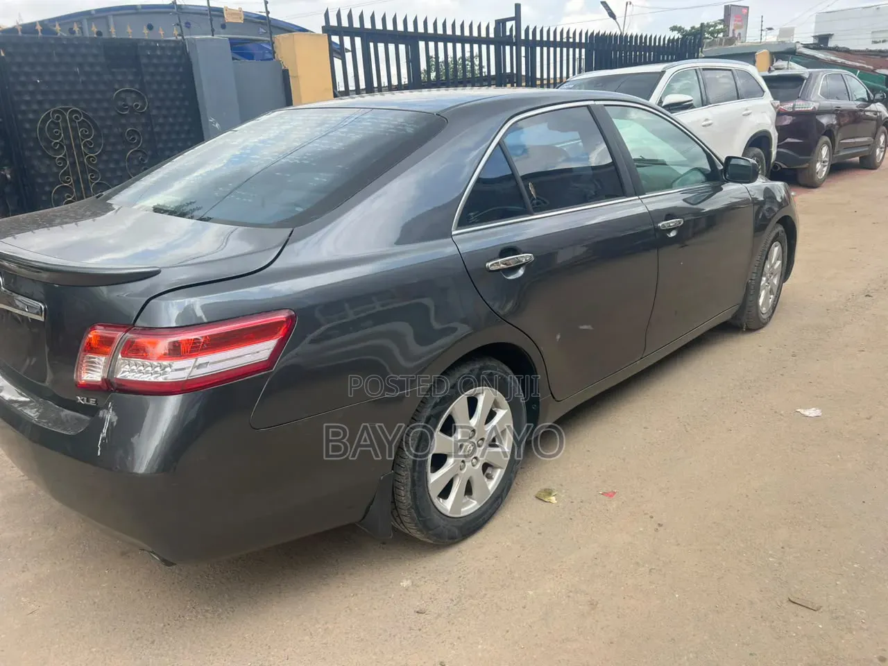 Toyota Camry XLE 4dr Sedan (2.4L 4cyl 5A) 2009 Gray