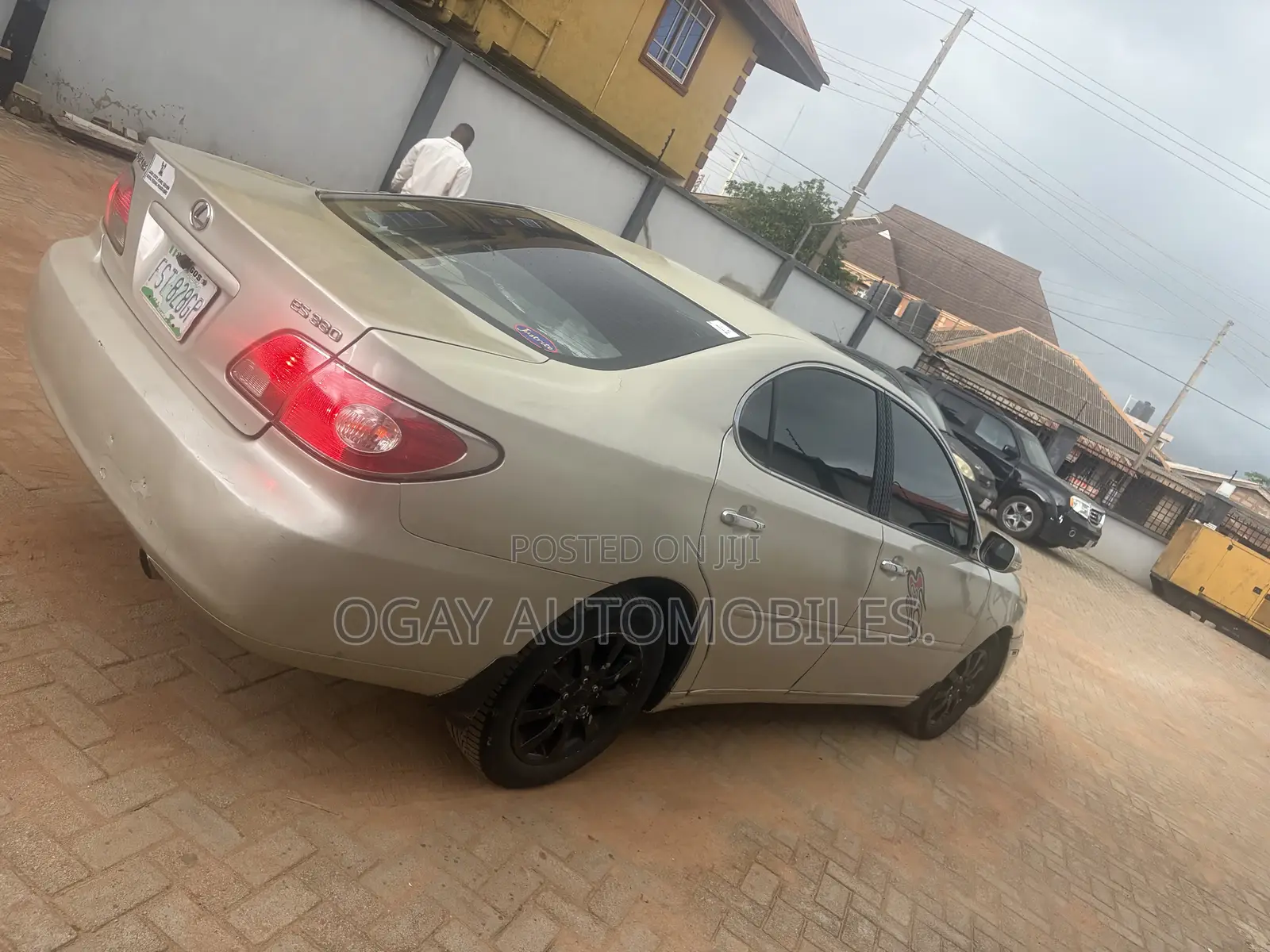 Lexus ES 330 Sedan 2004 Ivory