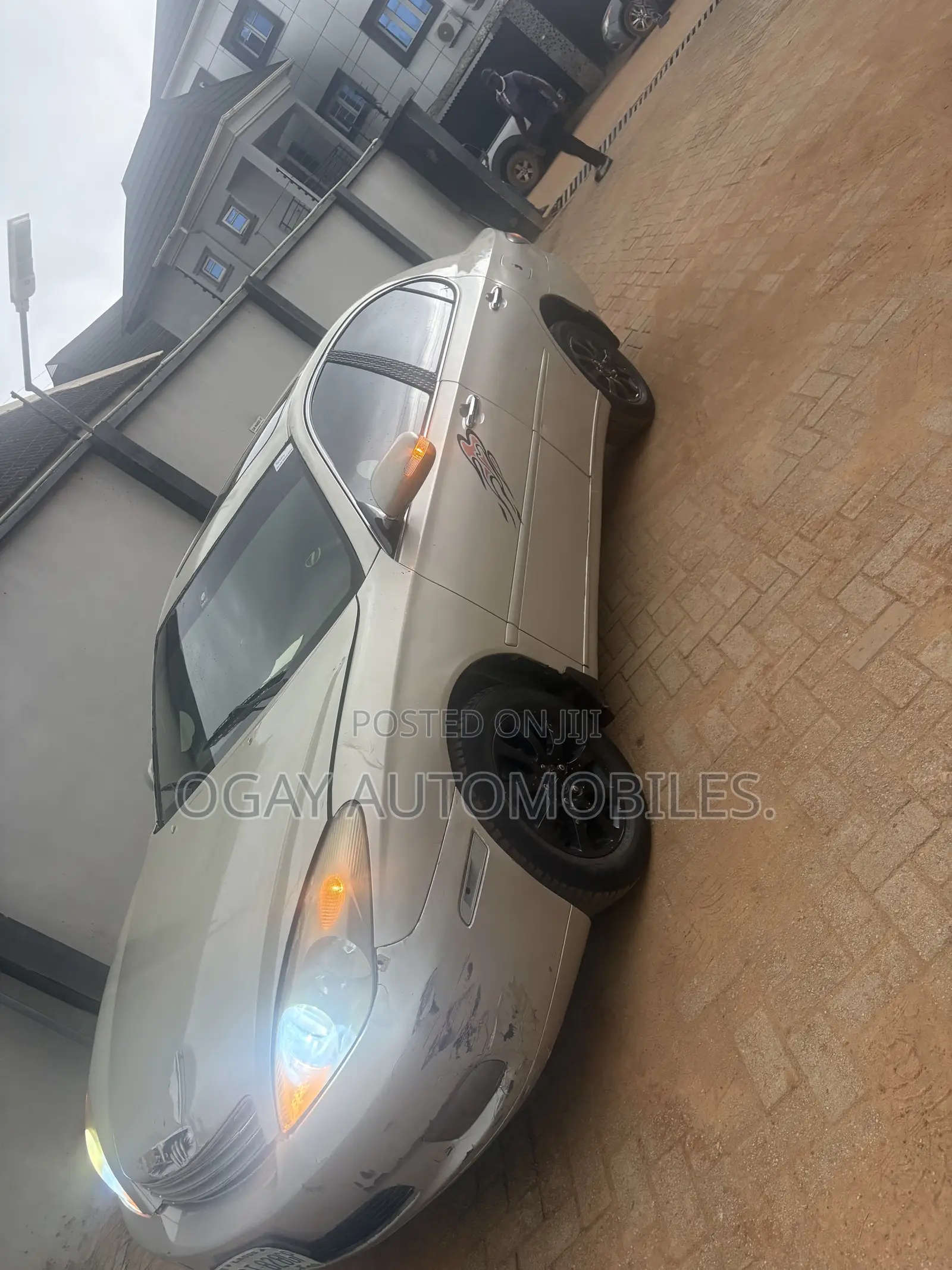 Lexus ES 330 Sedan 2004 Ivory