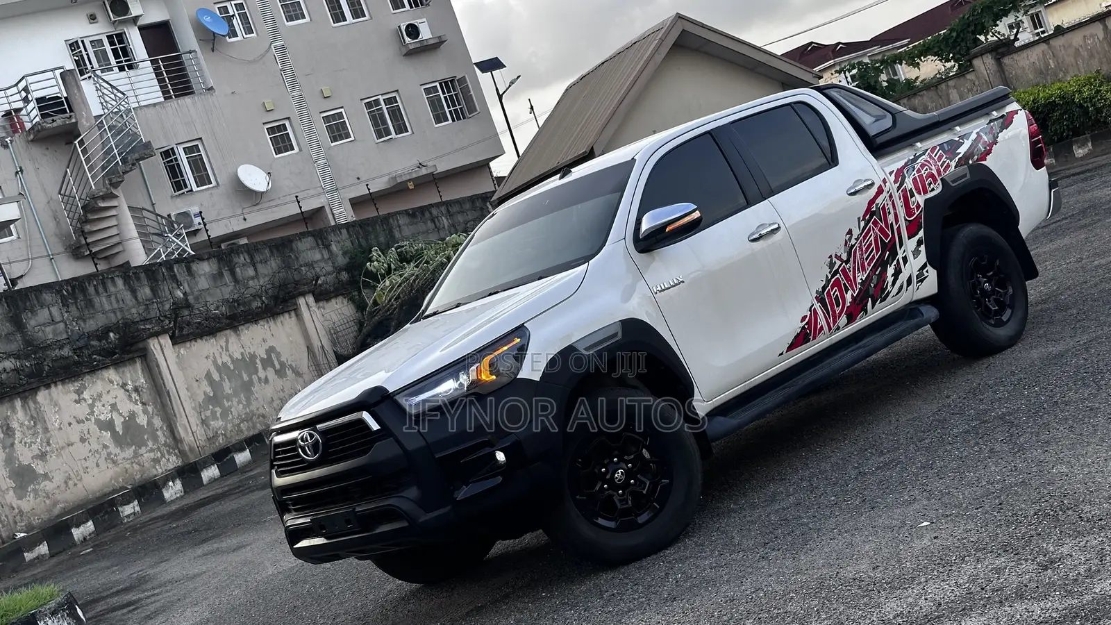 Toyota Hilux 2017 White