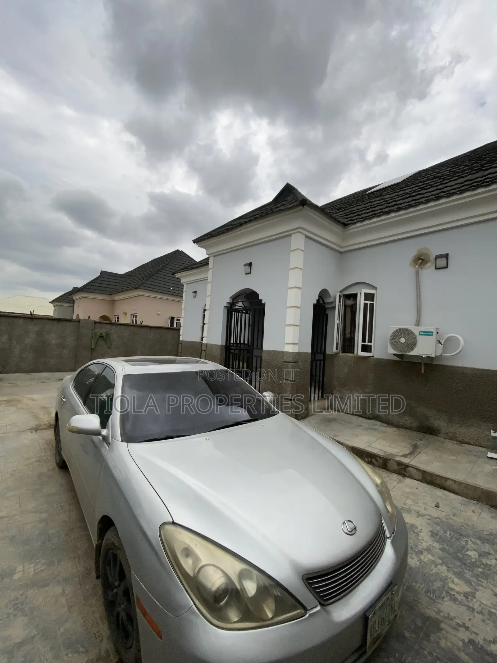3bdrm Bungalow in Kanma Estate Phase 2, Sabon Lugbe for sale