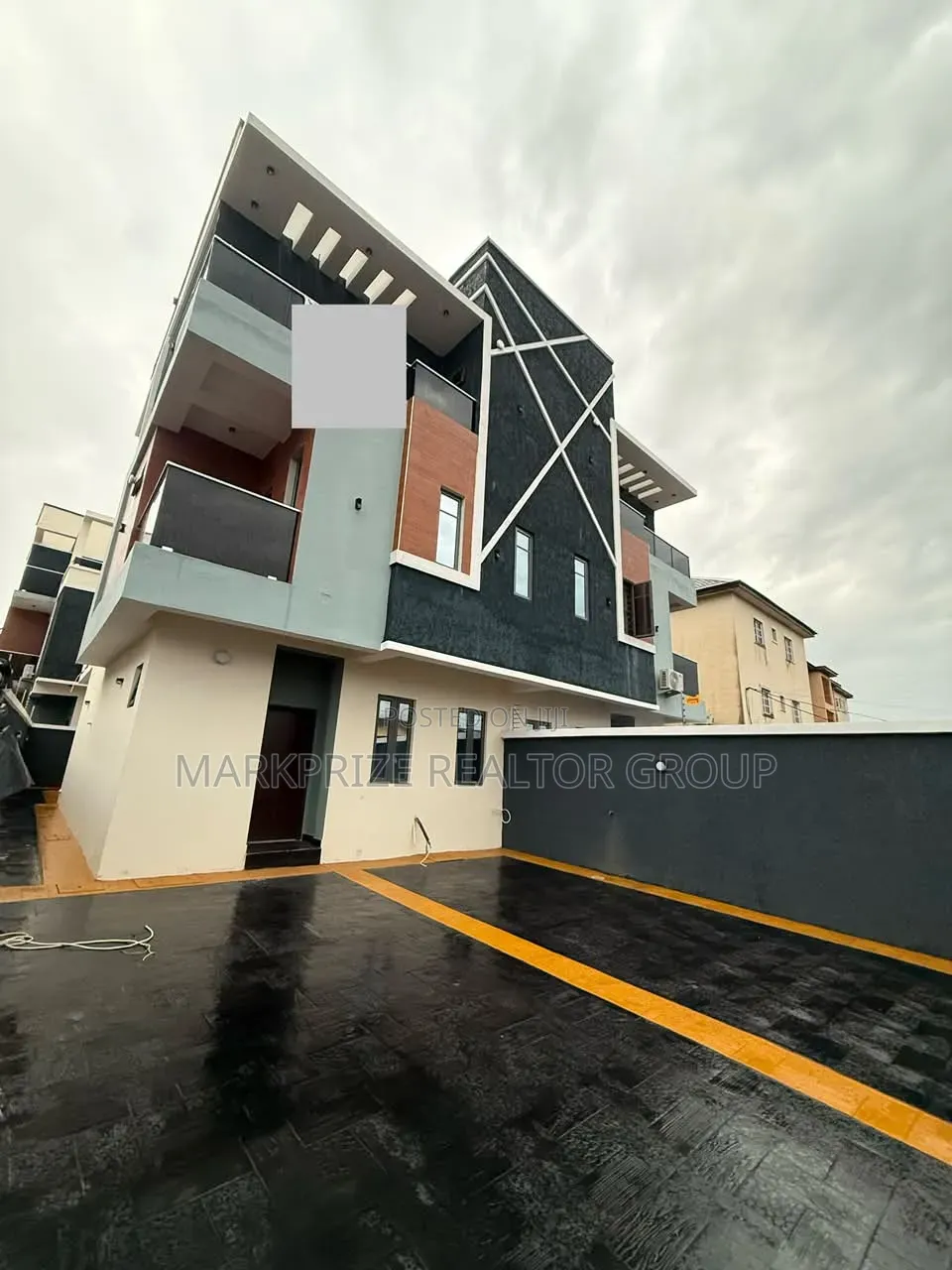 4bdrm Duplex in Gbagada Lagos for sale