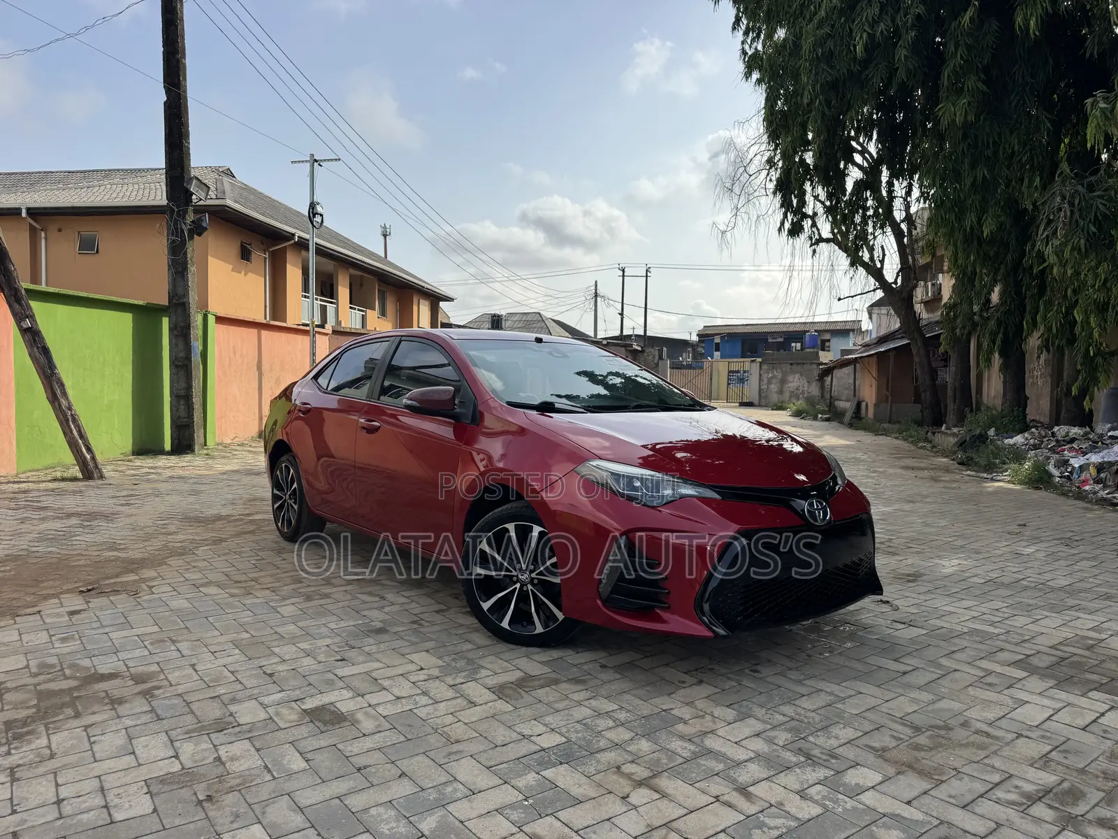Toyota Corolla SE 4dr Sedan (1.8L 4cyl Manual) 2017 Red