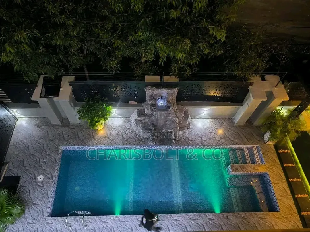 Furnished 5bdrm Duplex in Kado for sale