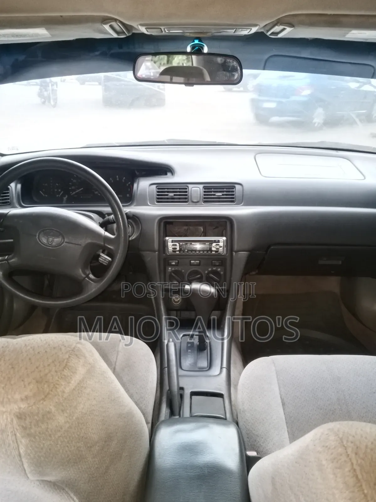 Toyota Camry 2002 Silver