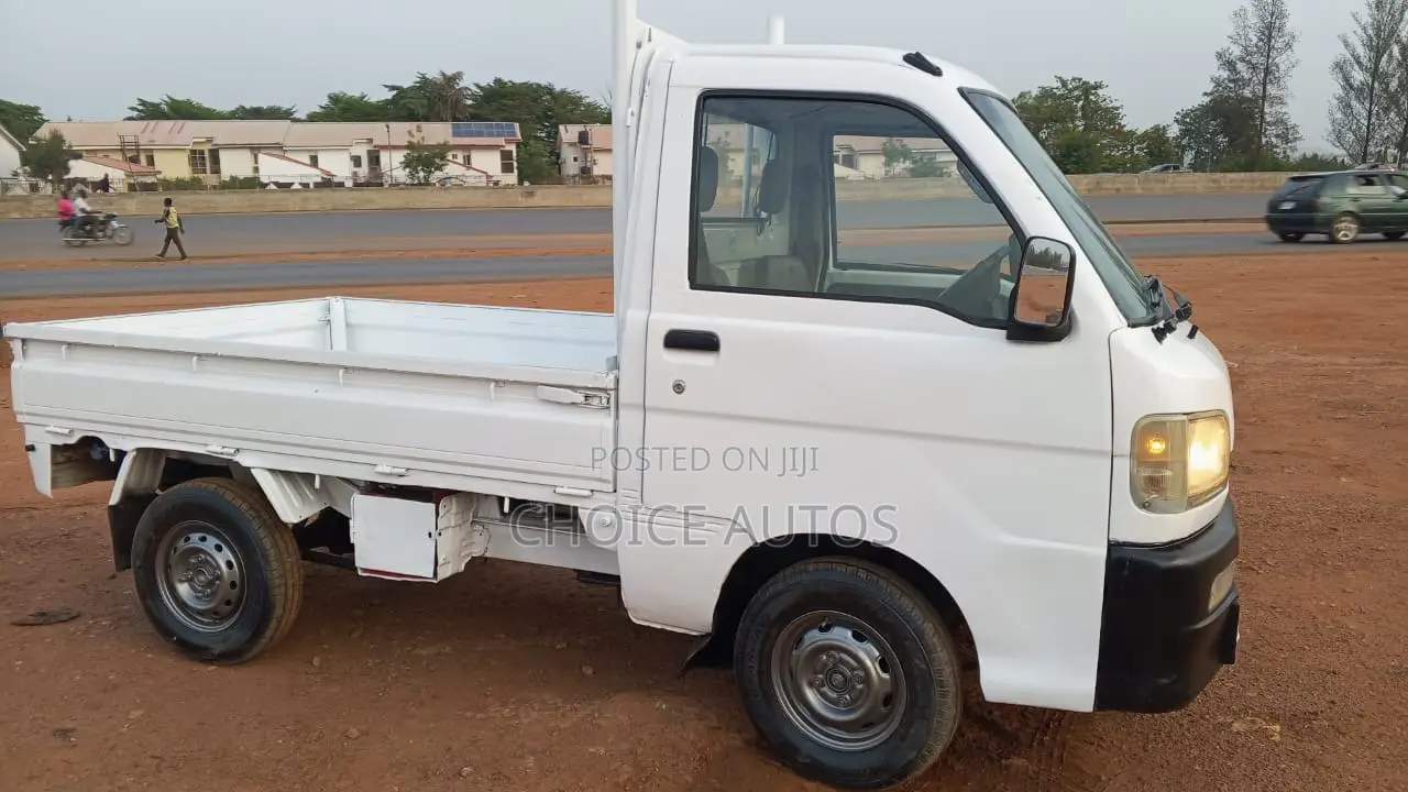Daihatsu HIJET 2002 White
