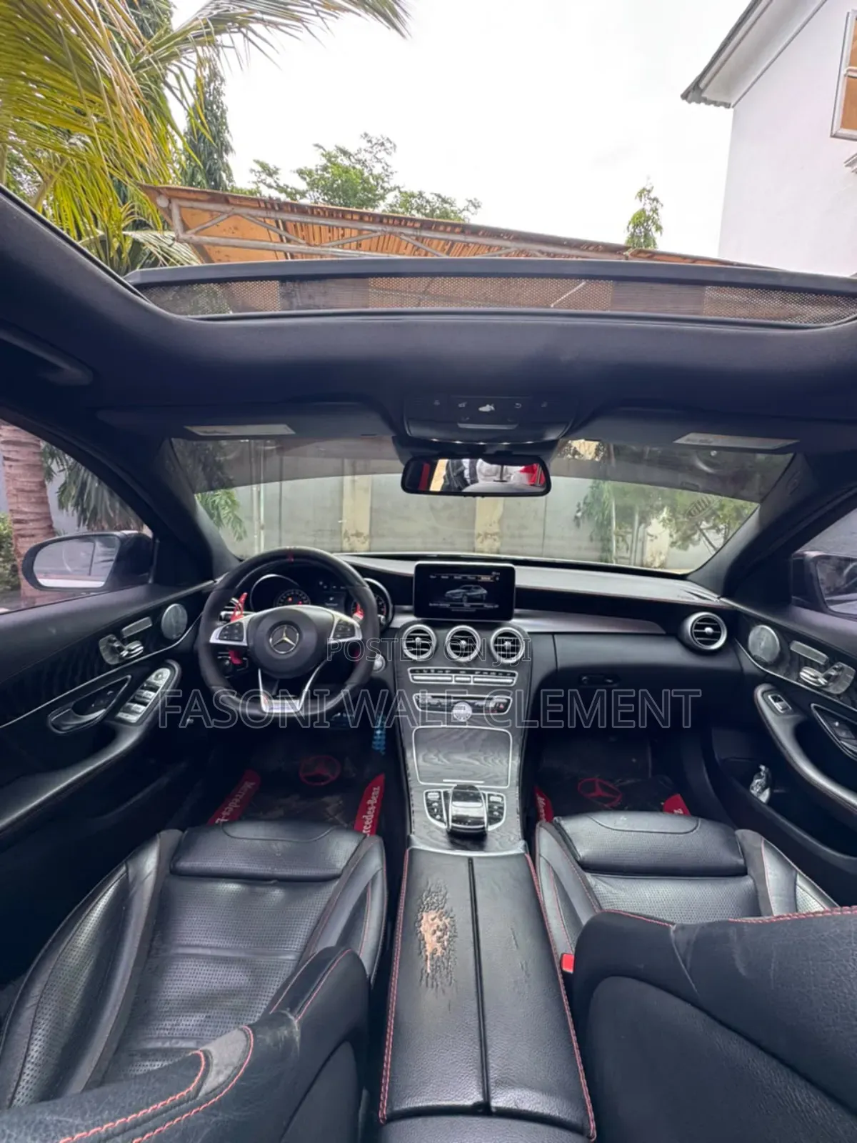 Mercedes-Benz GLC-Class GLC250 Sport Utility 4-Door (2.0L, 4cyl Turbo)