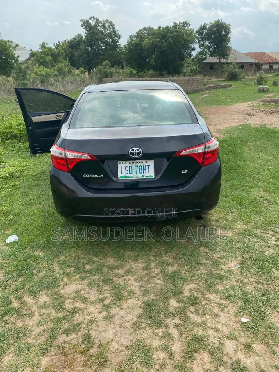 Toyota Corolla 2015 Black