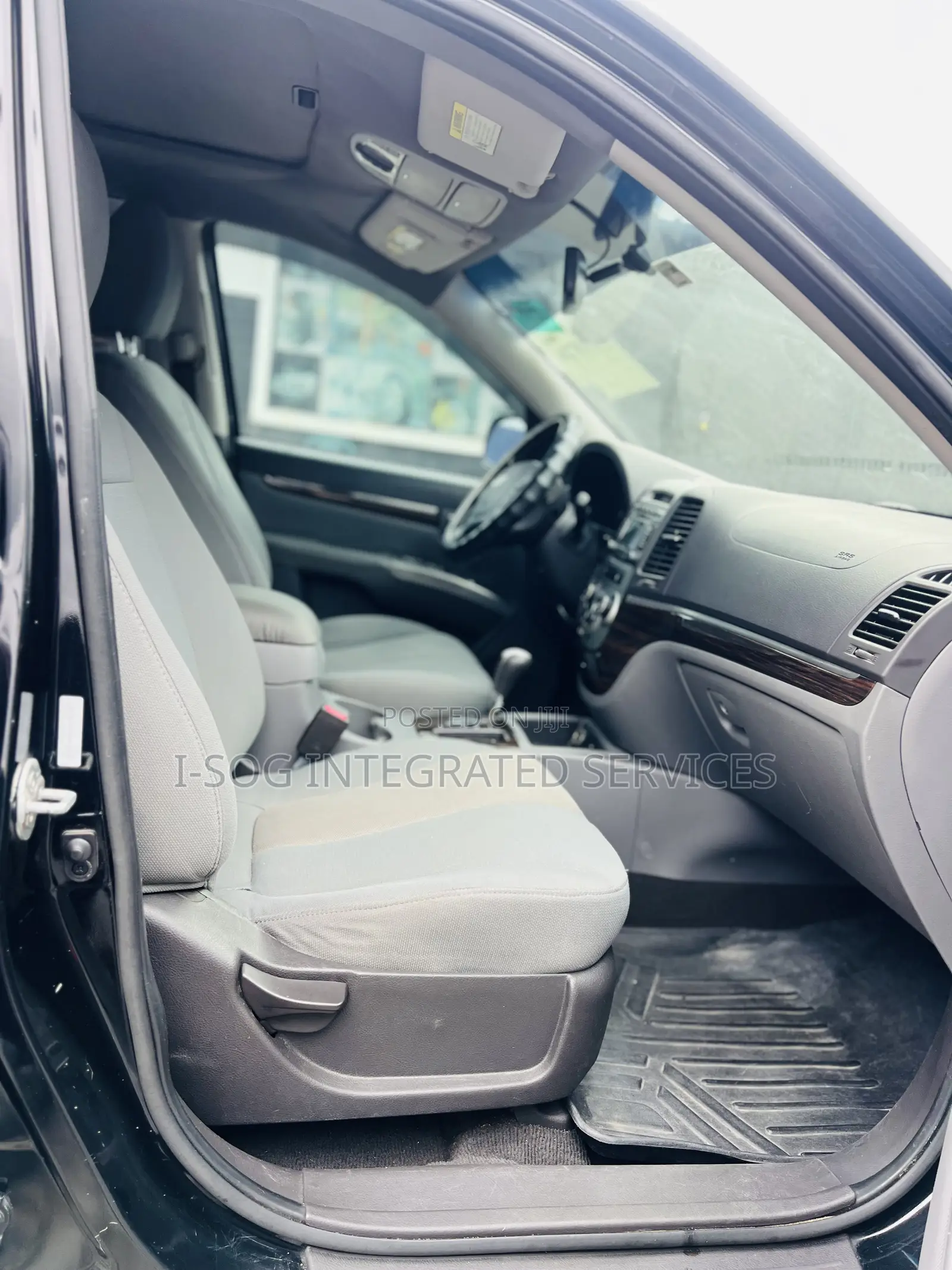 Hyundai Santa Fe GLS 2011 Black
