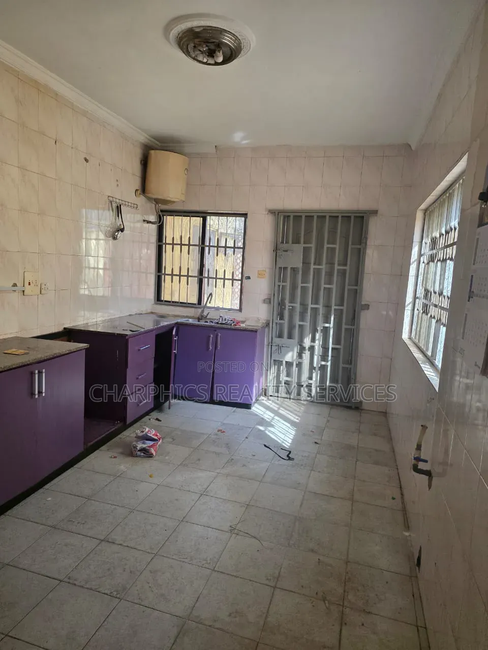 3bdrm Apartment in Ikeja GRA for rent