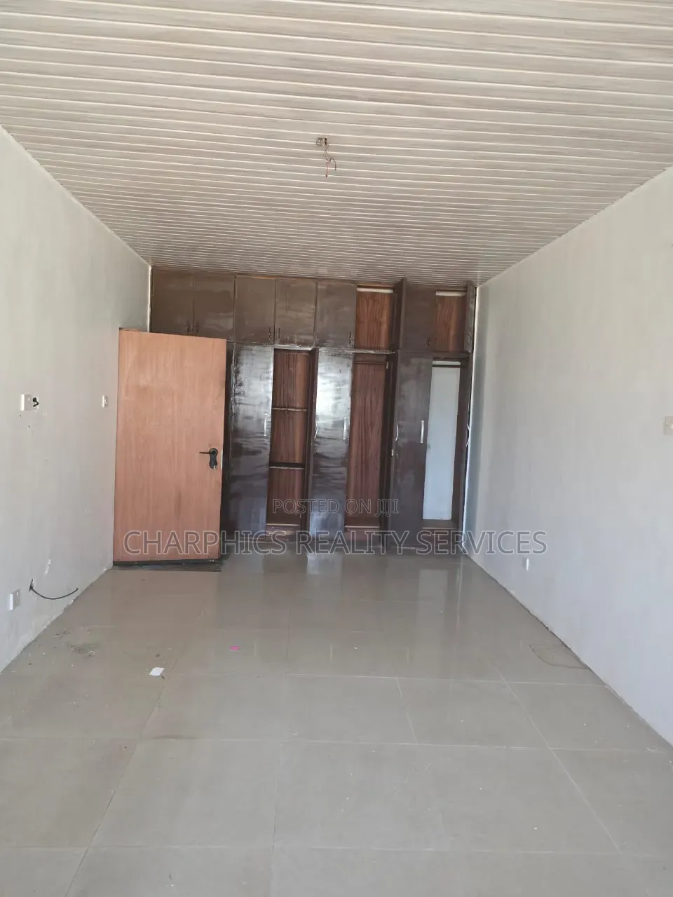 3bdrm Apartment in Ikeja GRA for rent