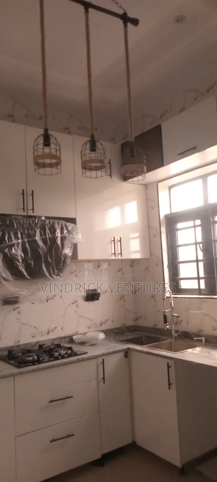 2bdrm Apartment in Lekki Scheme2 Estate for sale