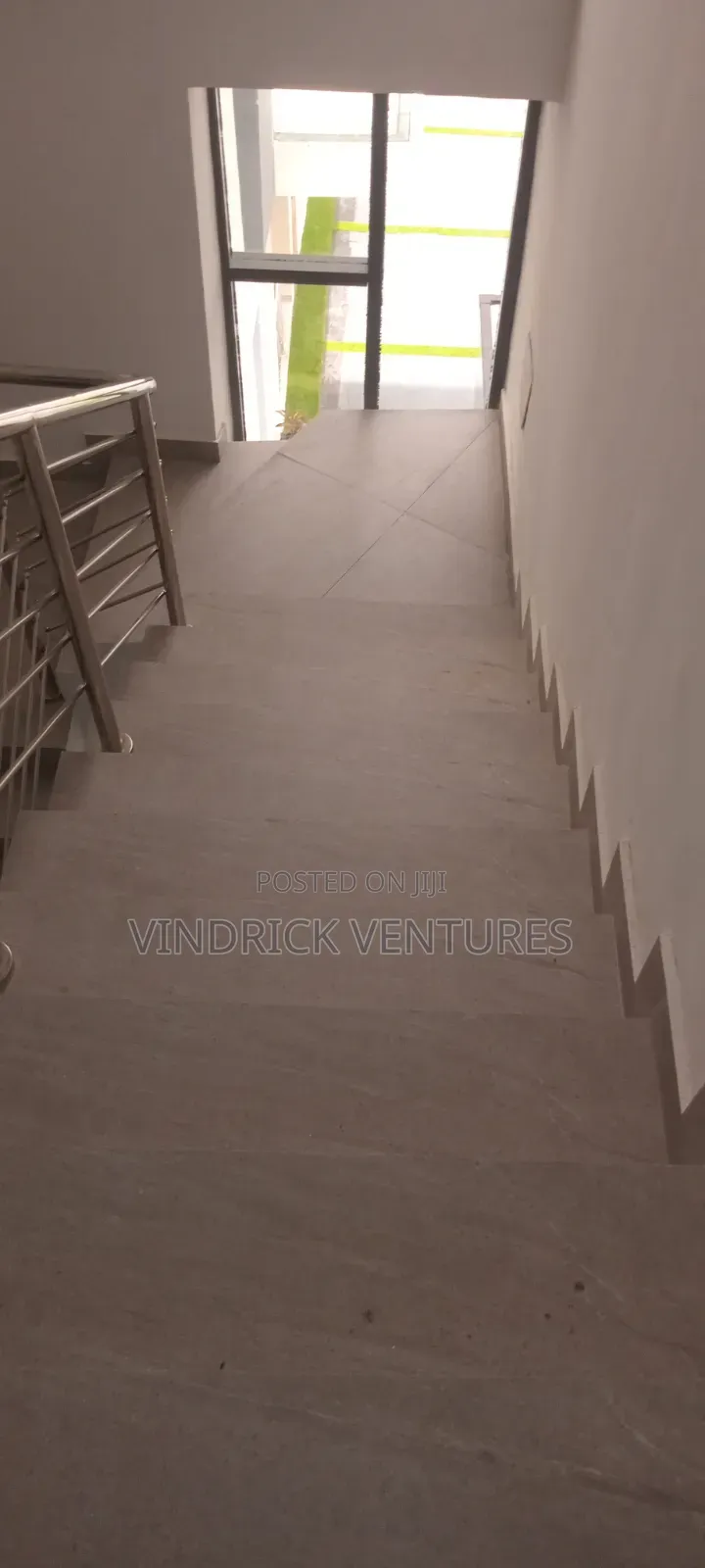 3bdrm Apartment in Lekki Scheme2 Phase for rent